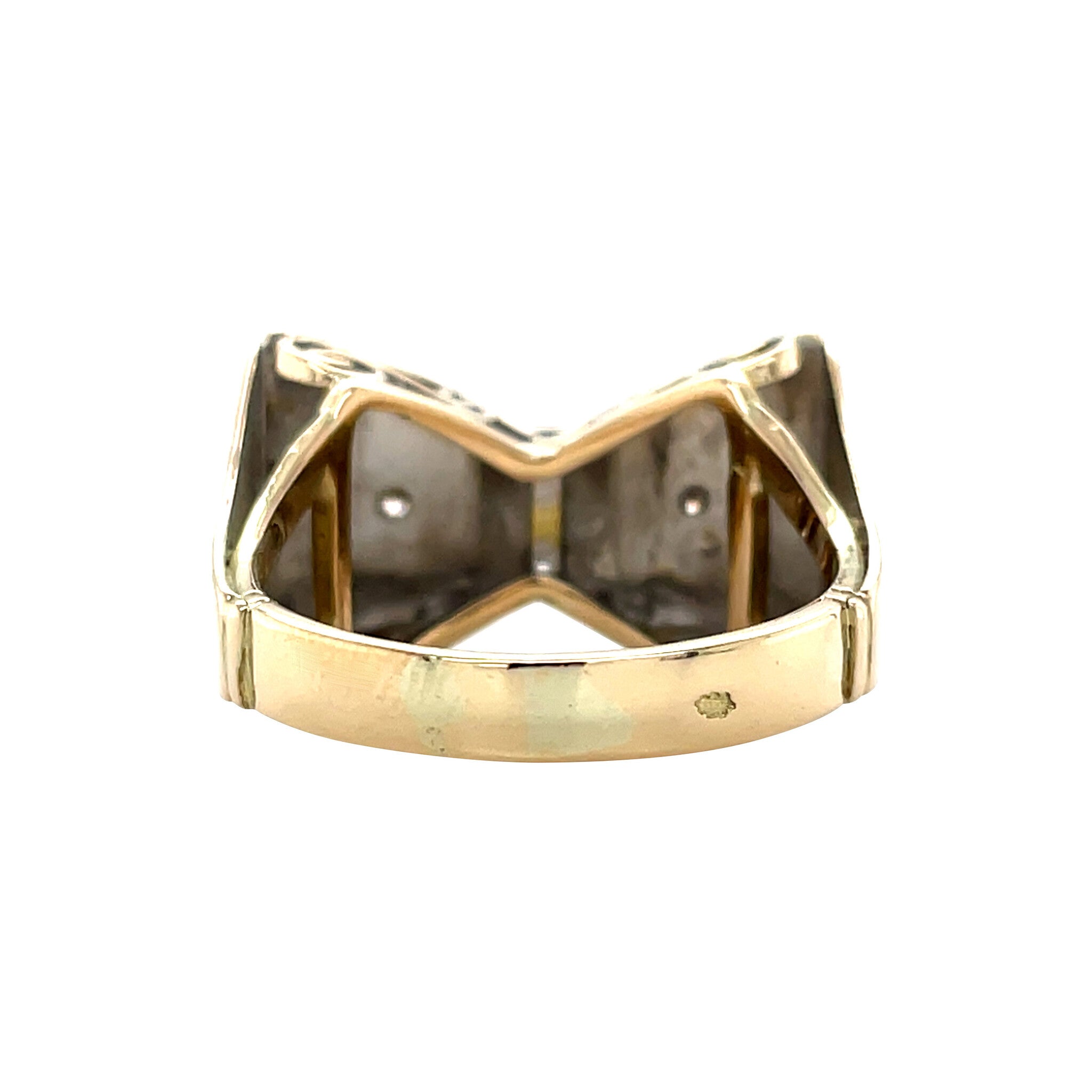 Vintage 14 kt gold bow ring with diamond