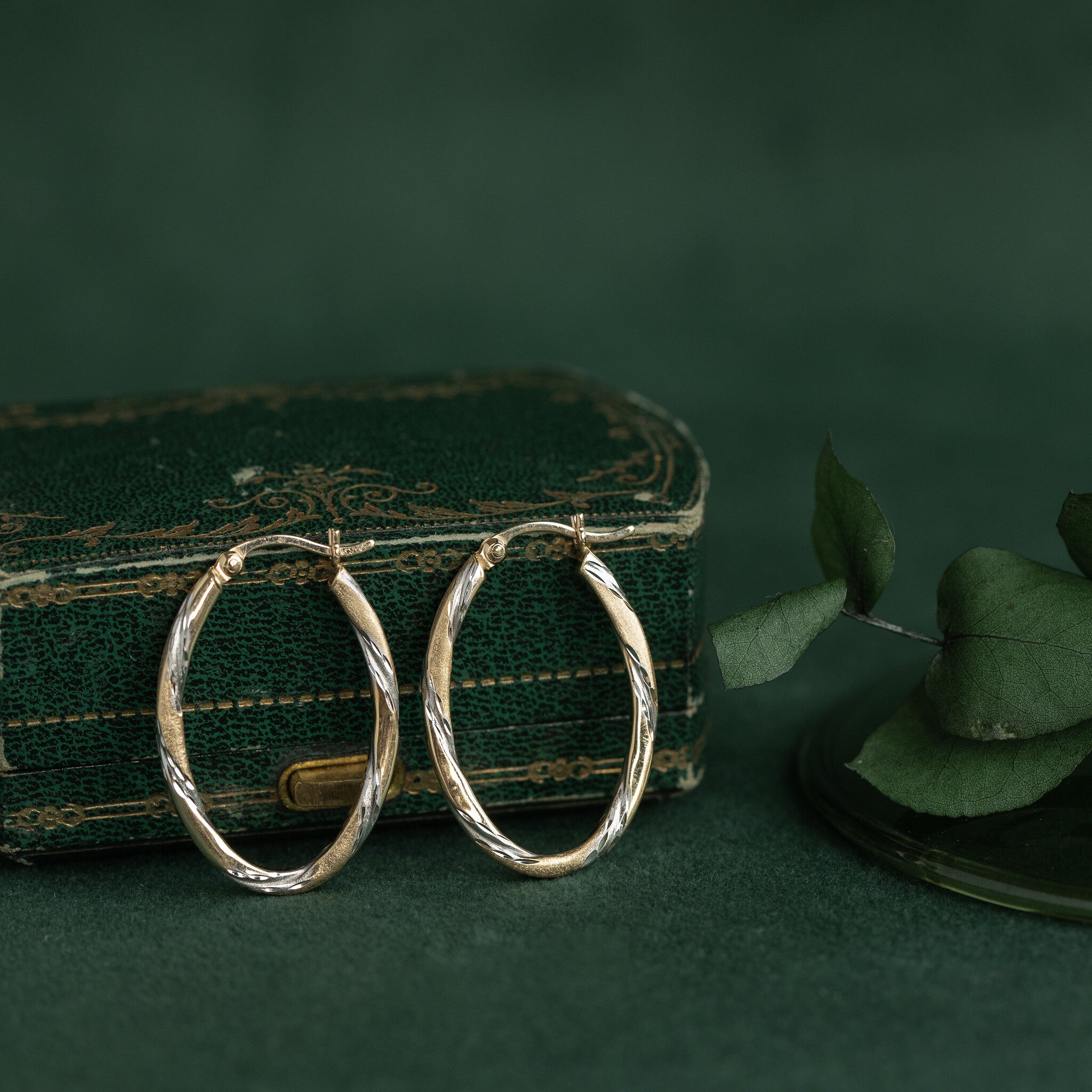 Bicolour gouden vintage oorringen 14 krt