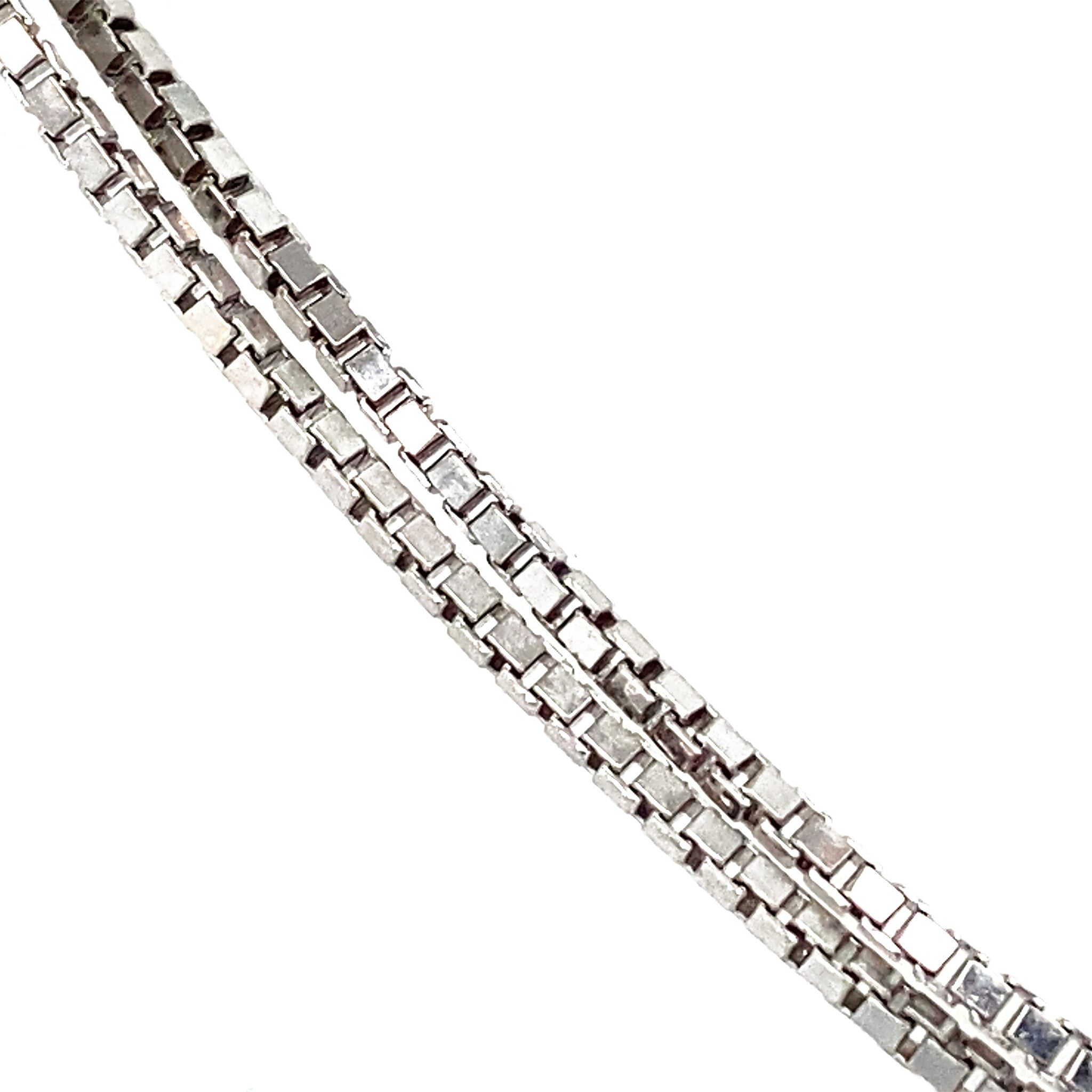 14 kt white gold Venetian long necklace