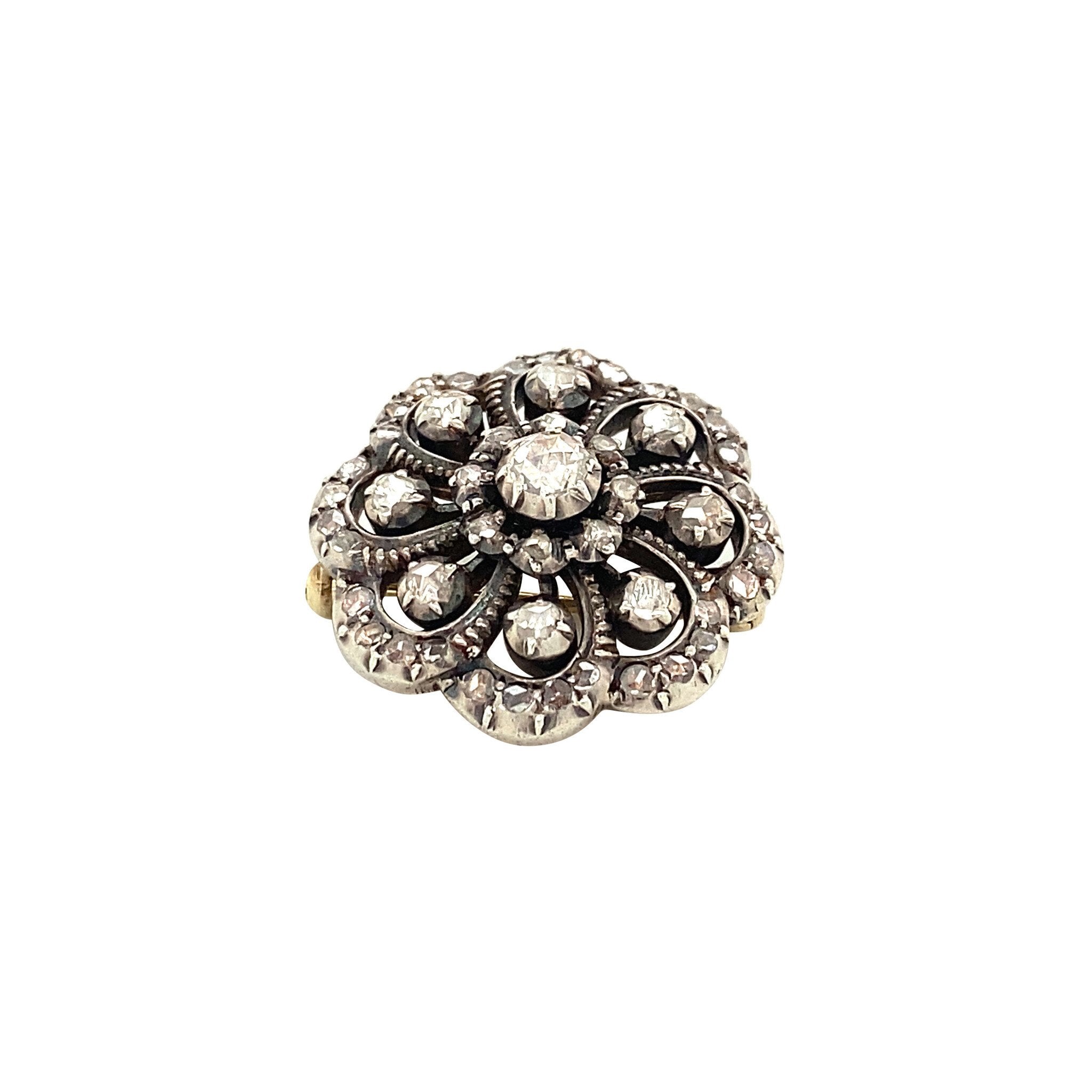 Gold cluster brooch with rose-cut diamond, 14 kt/925