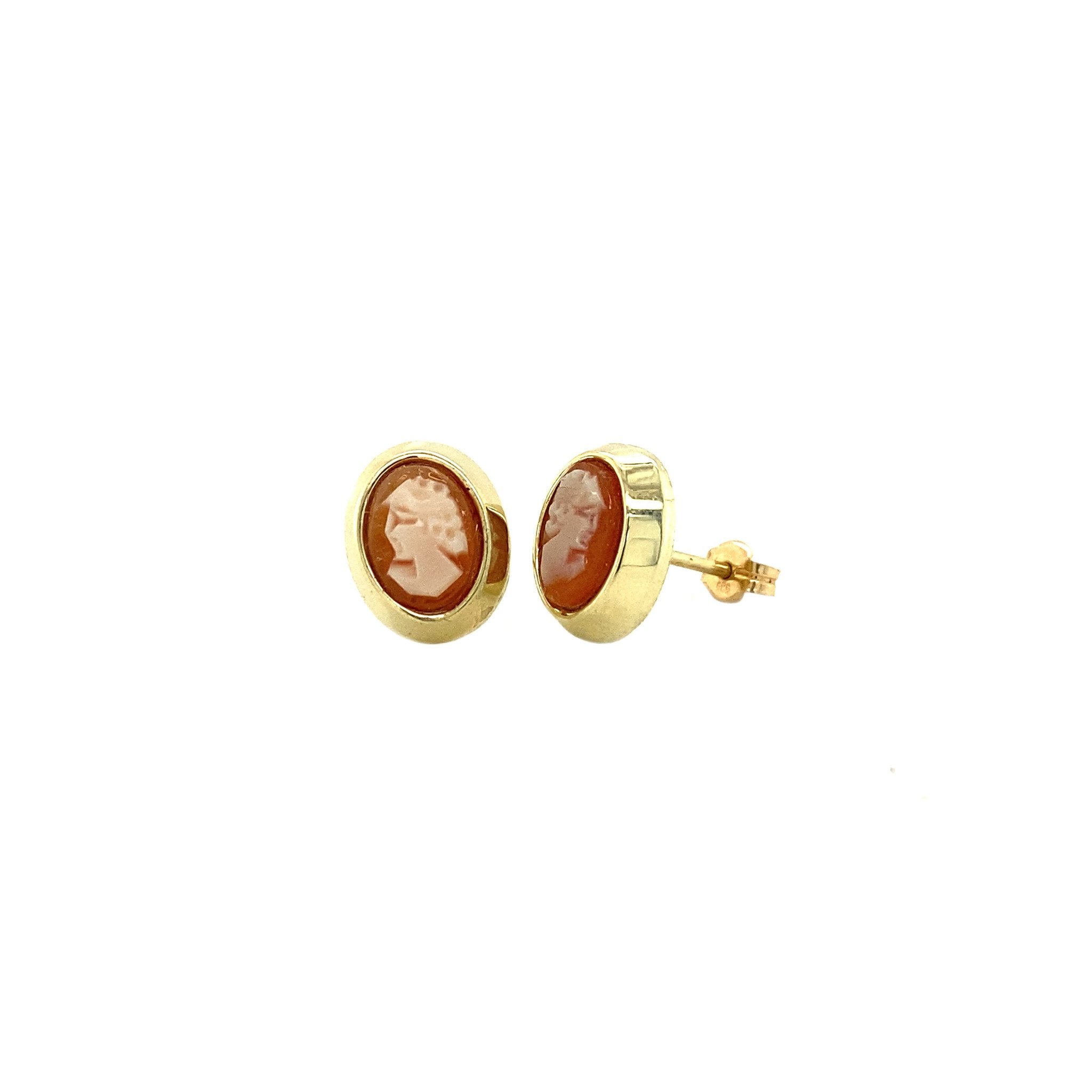 14 kt gold stud earrings with cameo