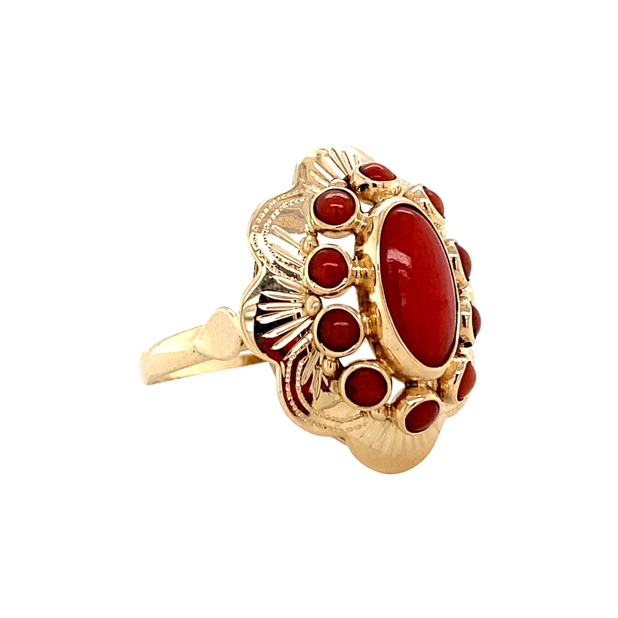 Gold entourage ring with blood coral 14 kt