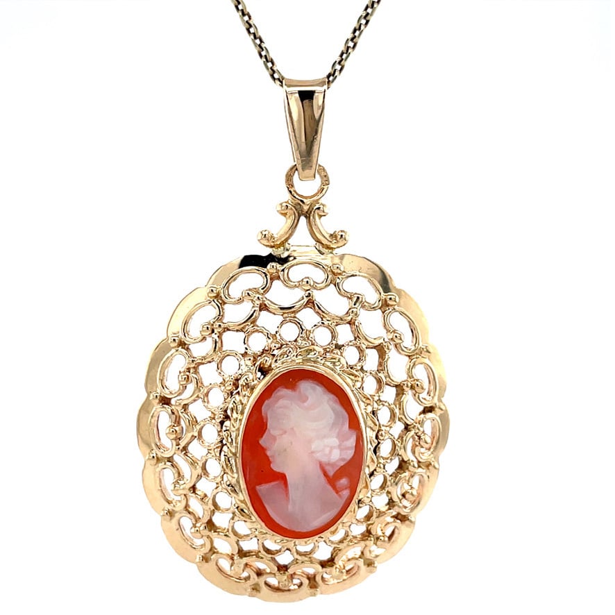 Gold vintage pendant with cameo, 14 kt