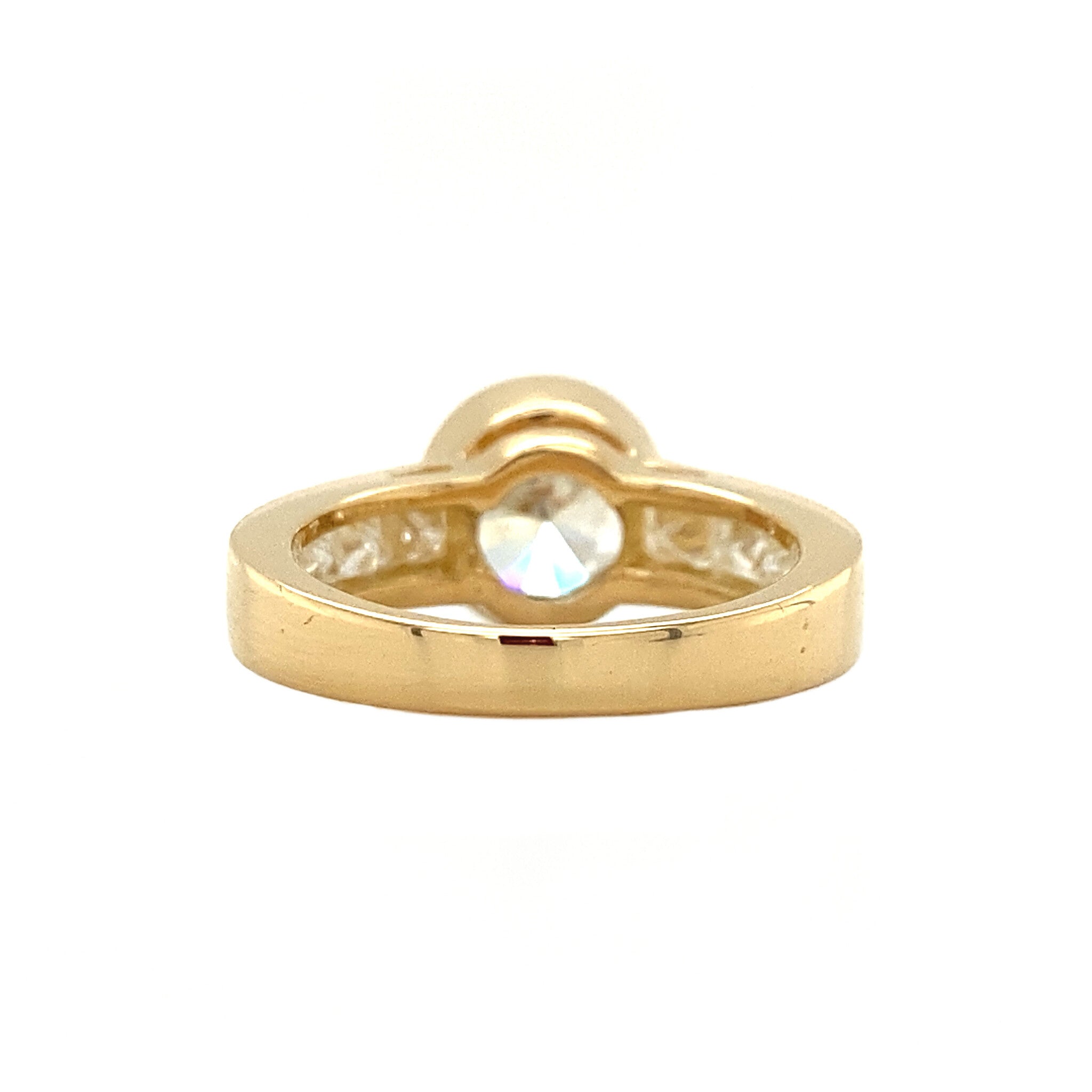 18 kt gold ring with diamond