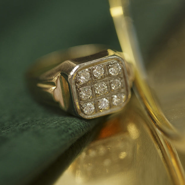 Men's gold ring with diamond, 14 kt