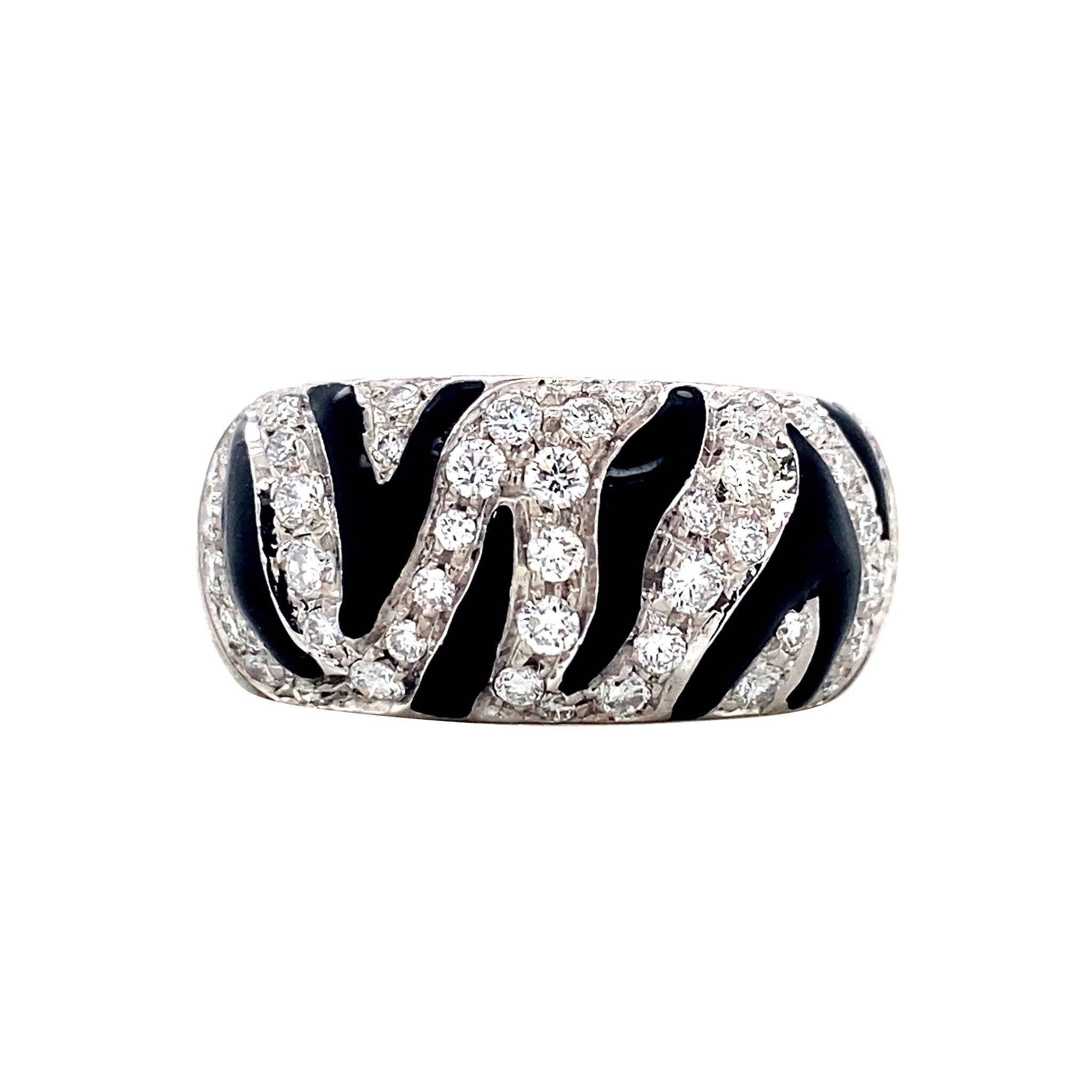 Witgouden ring met emaille en diamant 18 krt