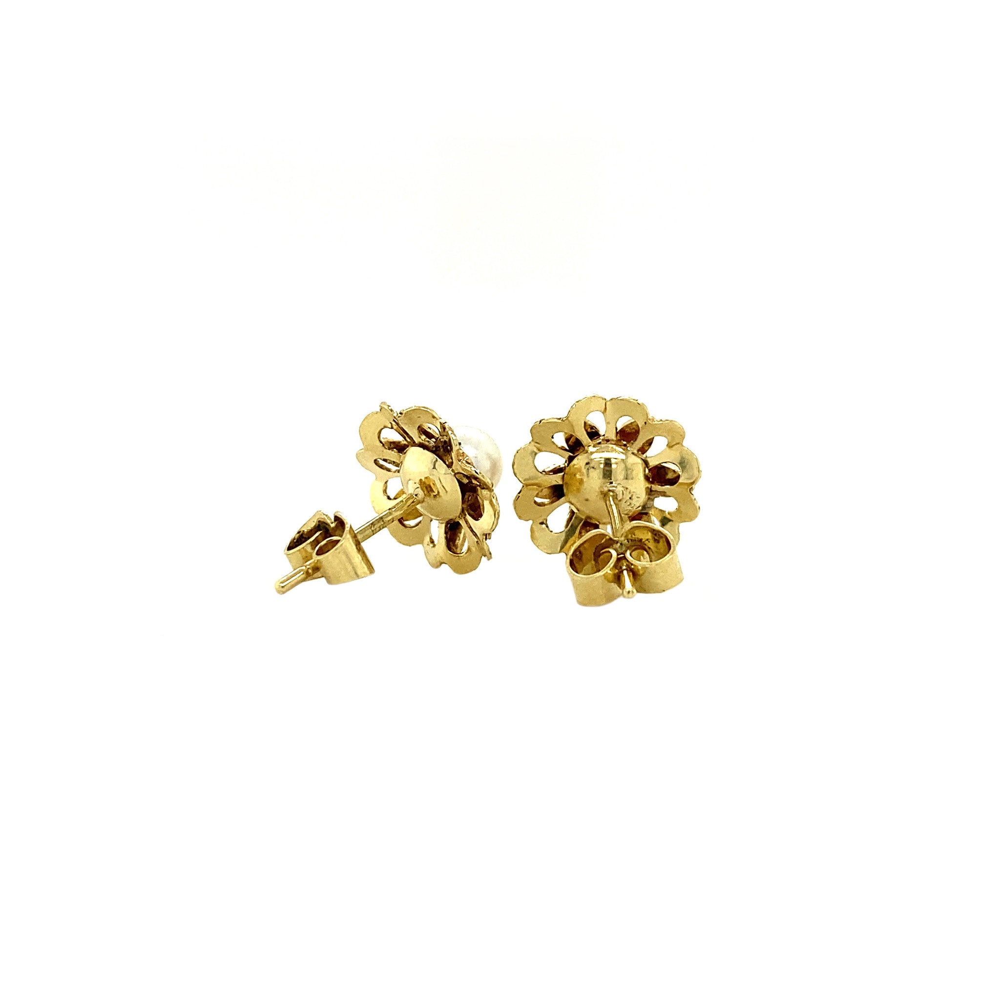 Gouden oorstekers met parel 14 krt