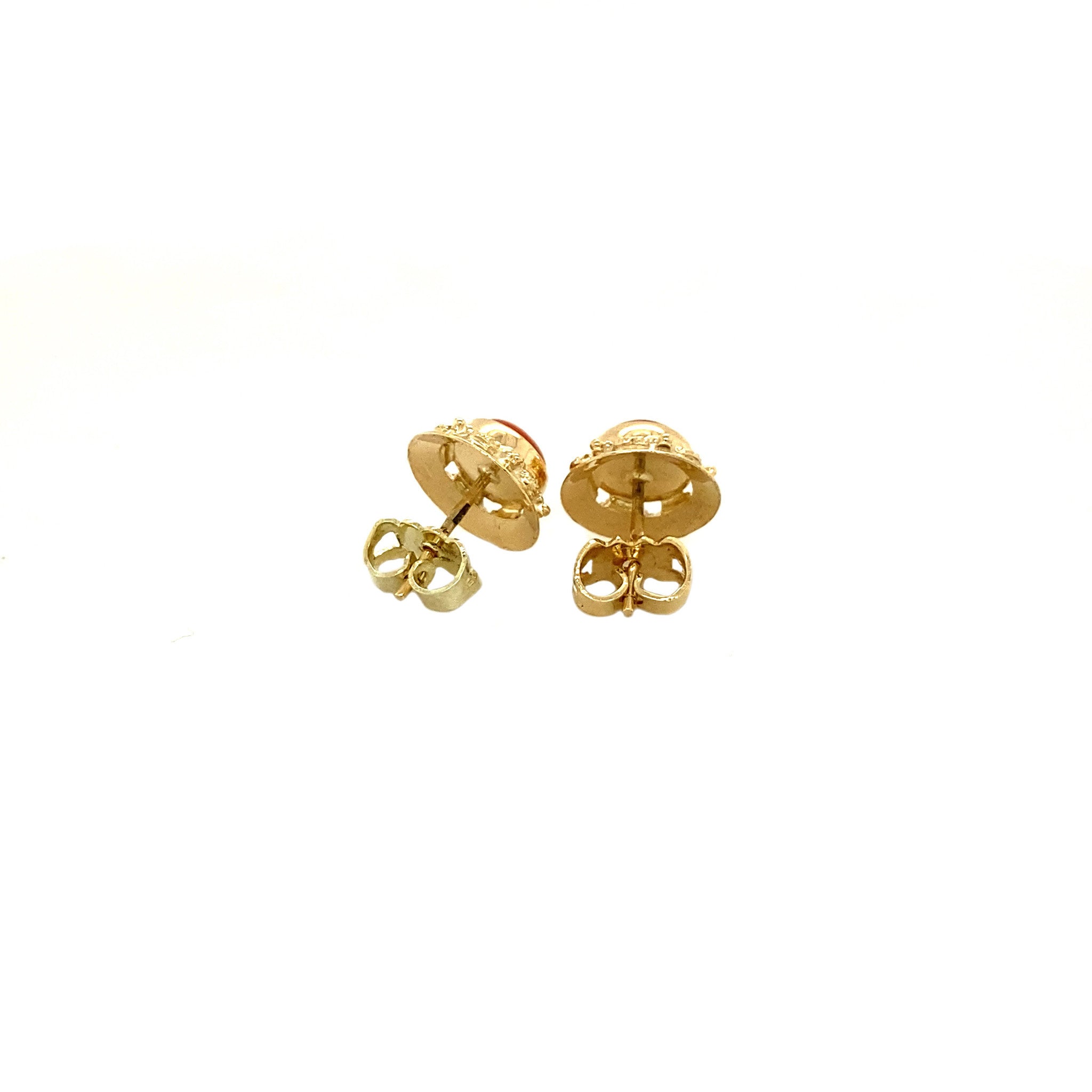 Gold stud earrings with blood coral, 14 kt