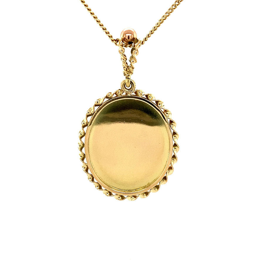 Gold pendant with blood coral 14 kt