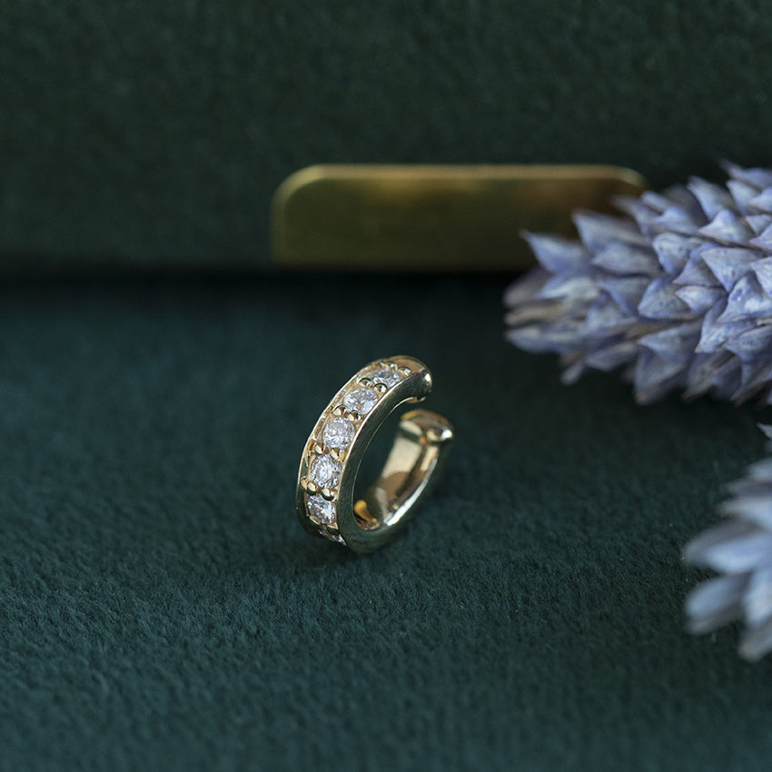 Gouden vintage earcuff met diamant 18 krt