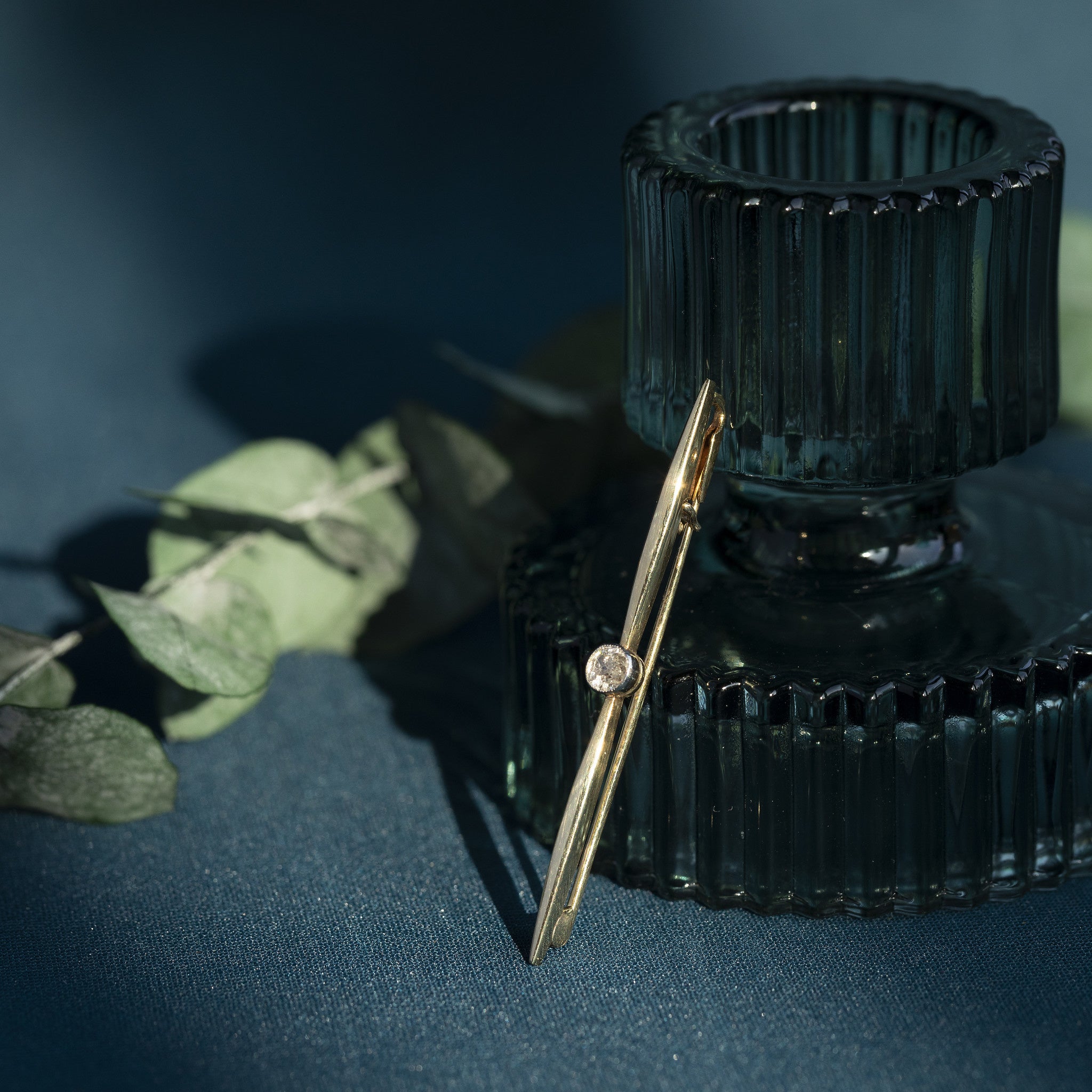 Gouden broche met diamant 14 krt