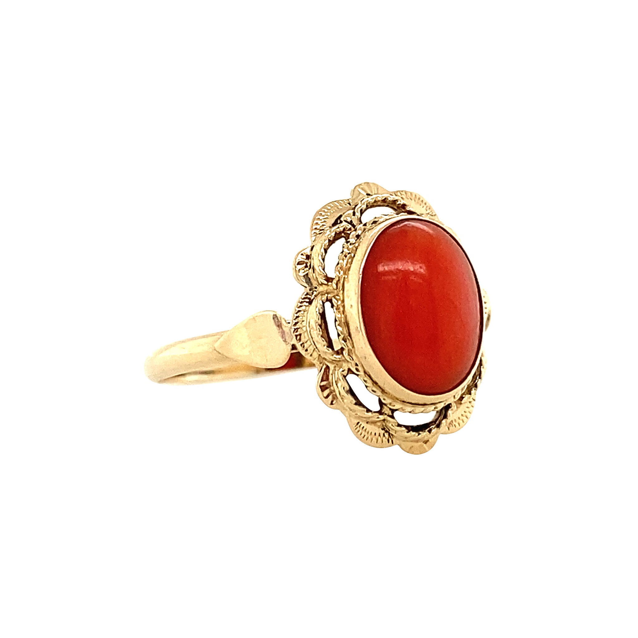 Gouden ring met bloedkoraal 14 krt