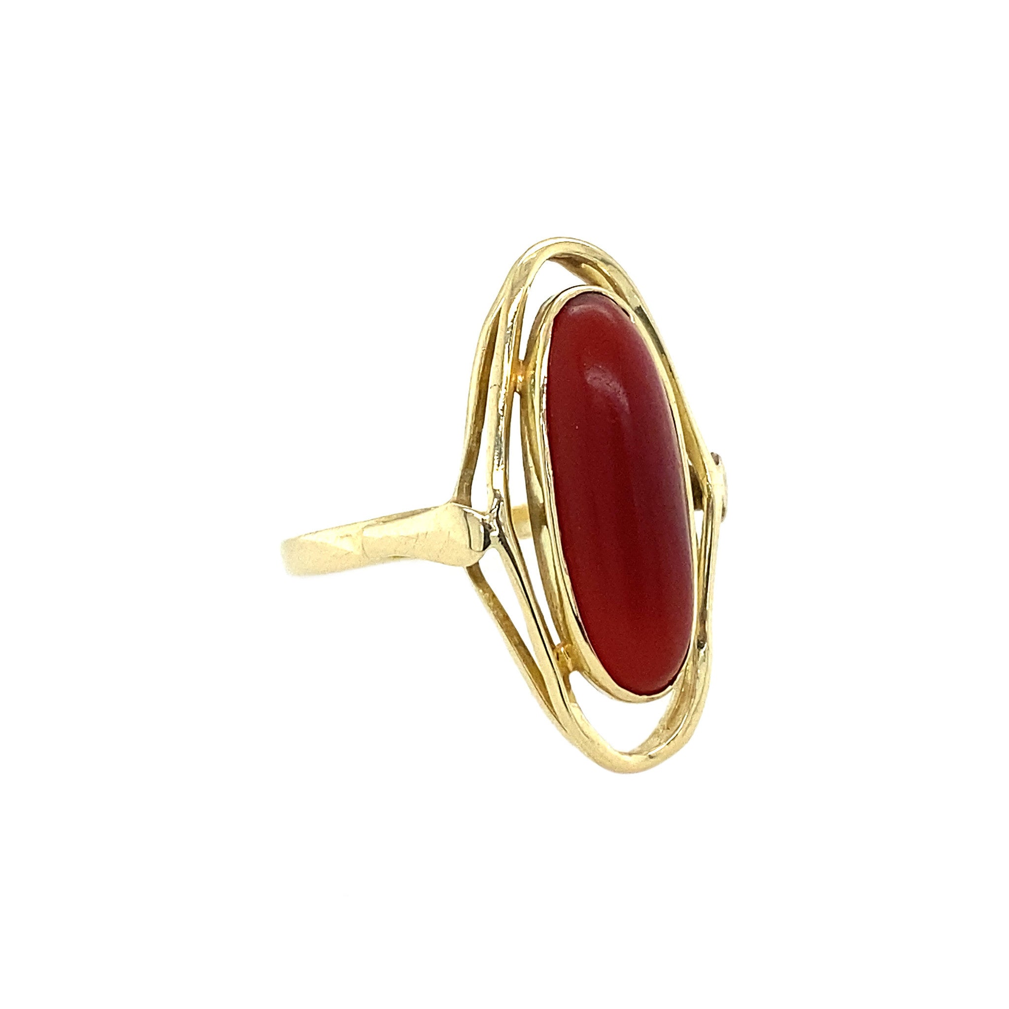 Gouden ring met carneool 14 krt