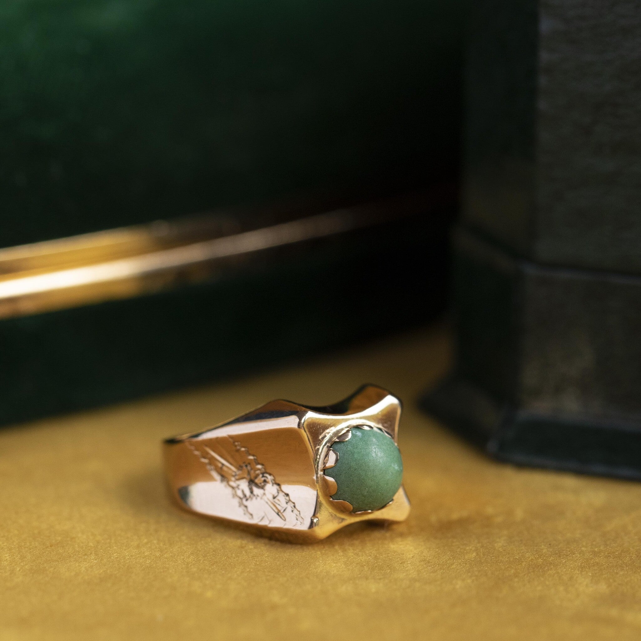 18 kt gold ring with turquoise