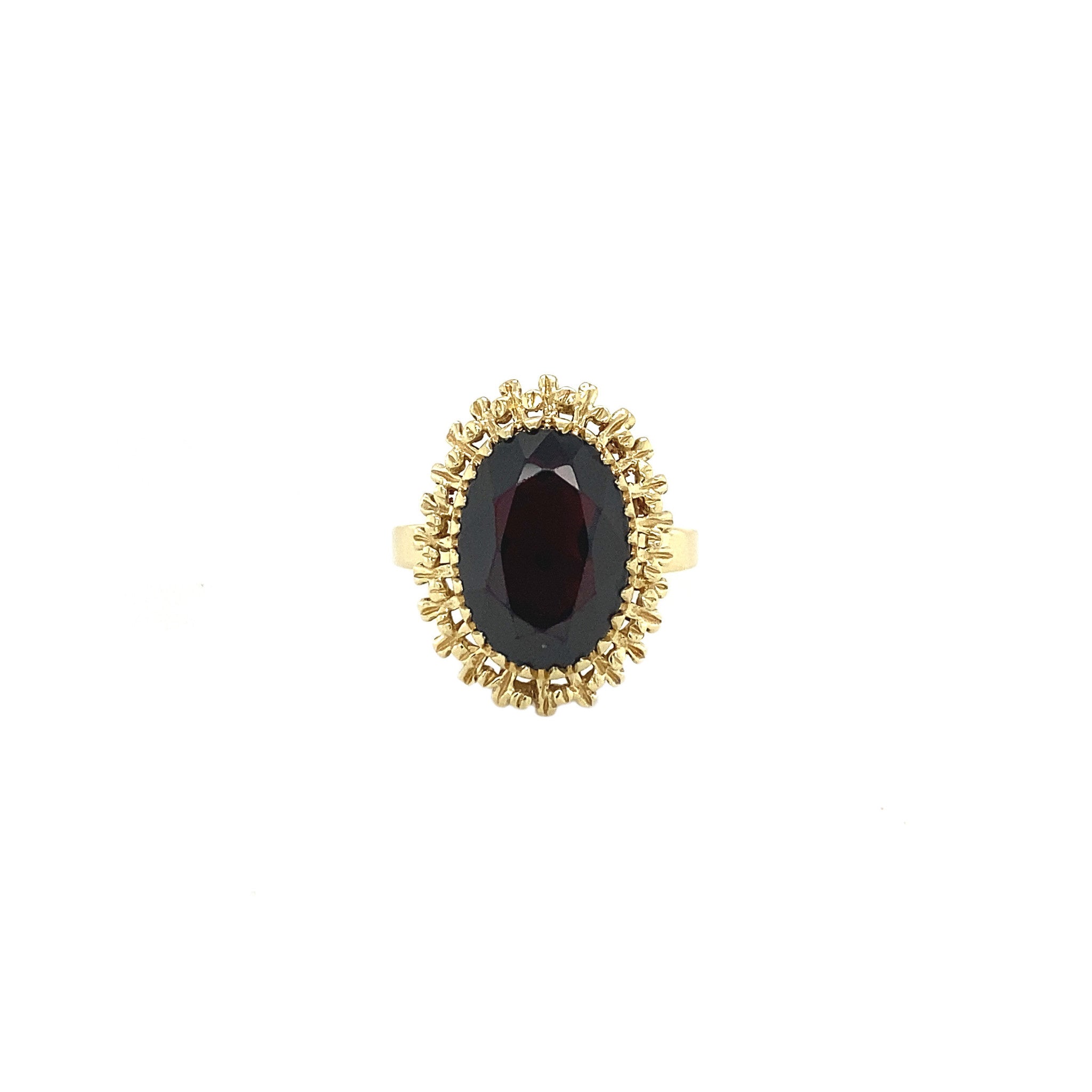 14 kt gold ring with garnet