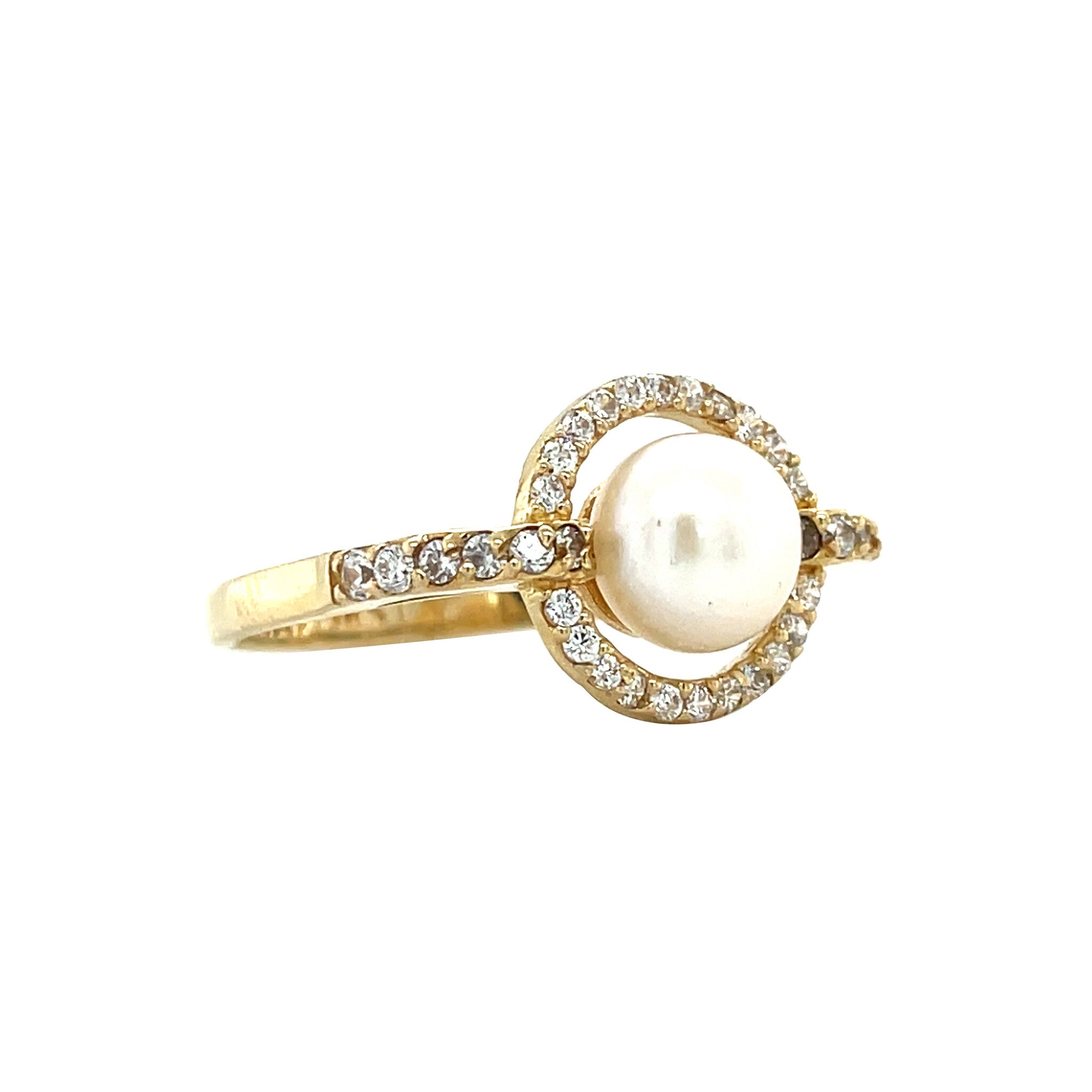 Vintage gold entourage ring with pearl and zirconia, 14 kt