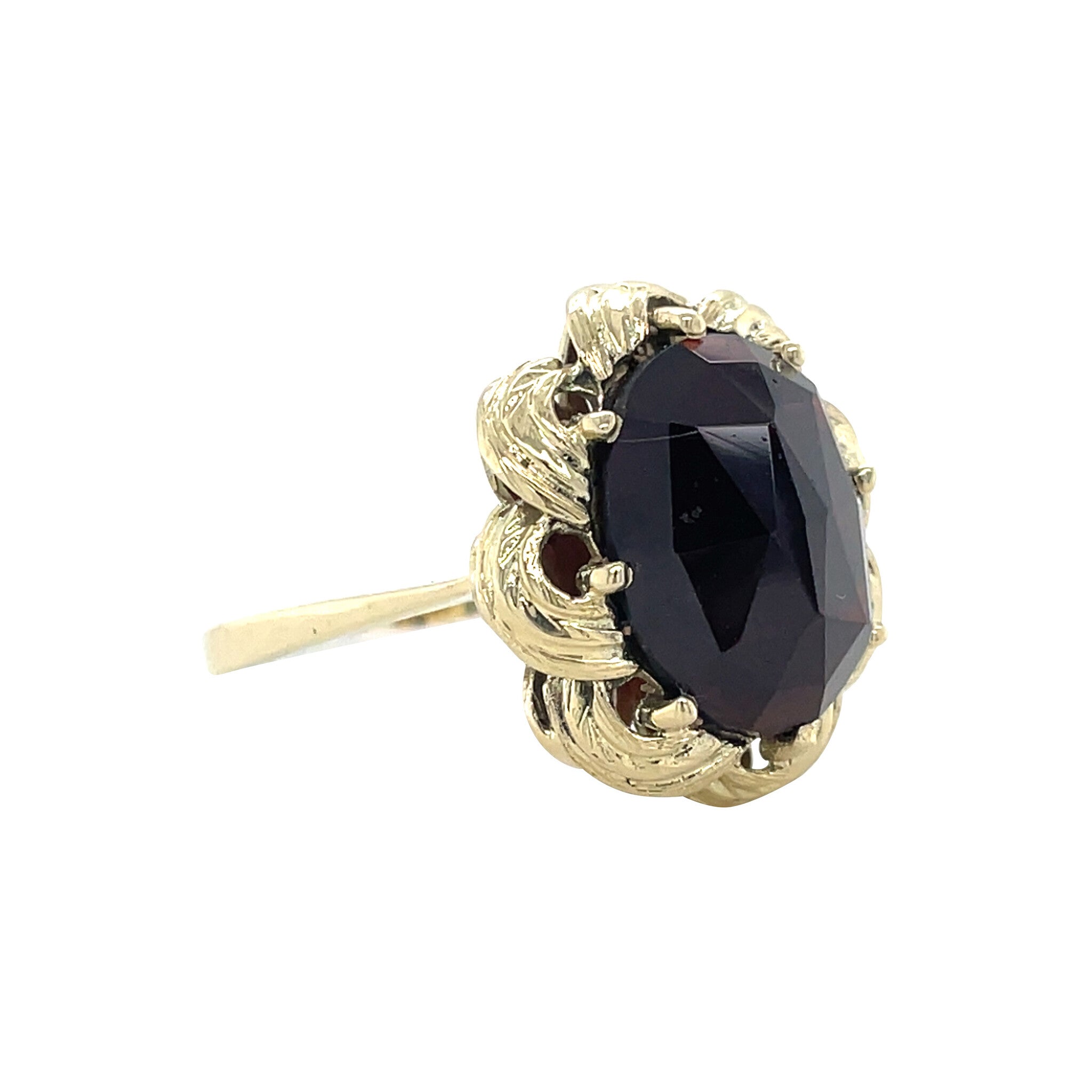 Gouden vintage ring met granaat 14 krt