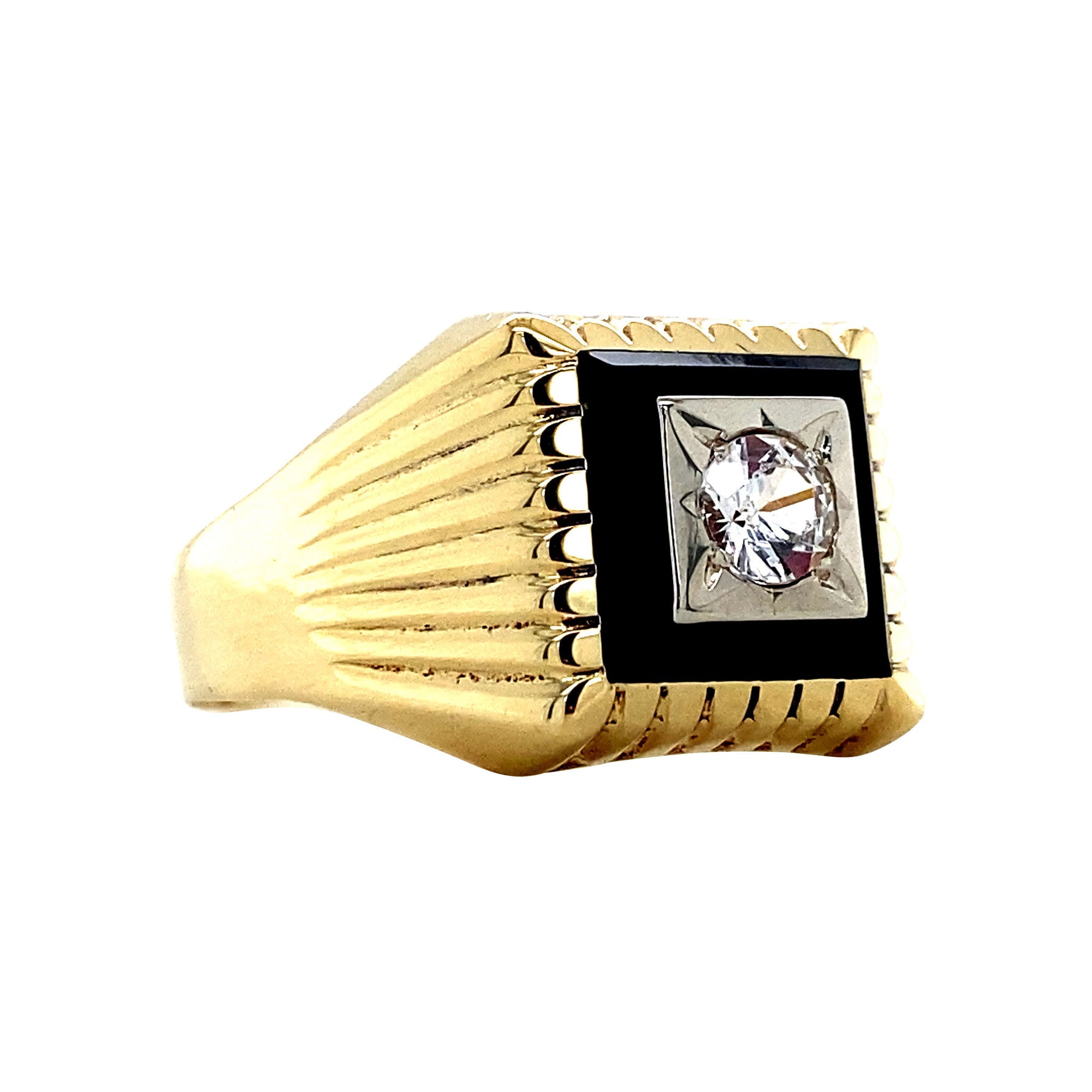 Gold ring with onyx and glass 14 kt