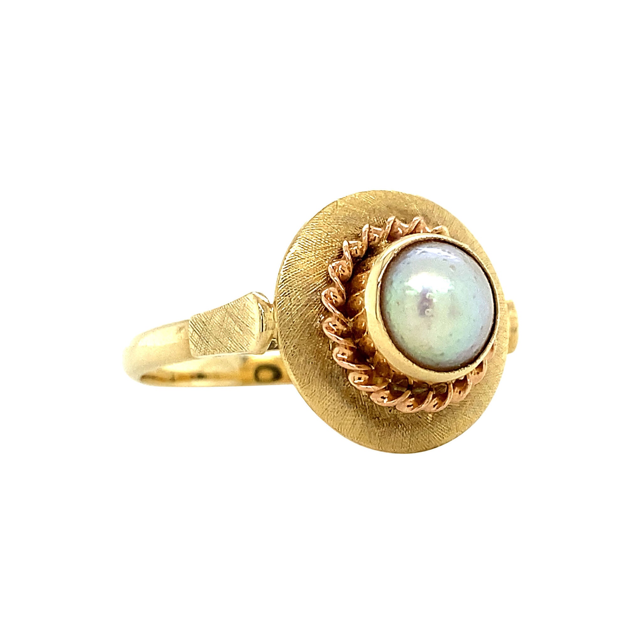Gouden ring met parel 14 krt
