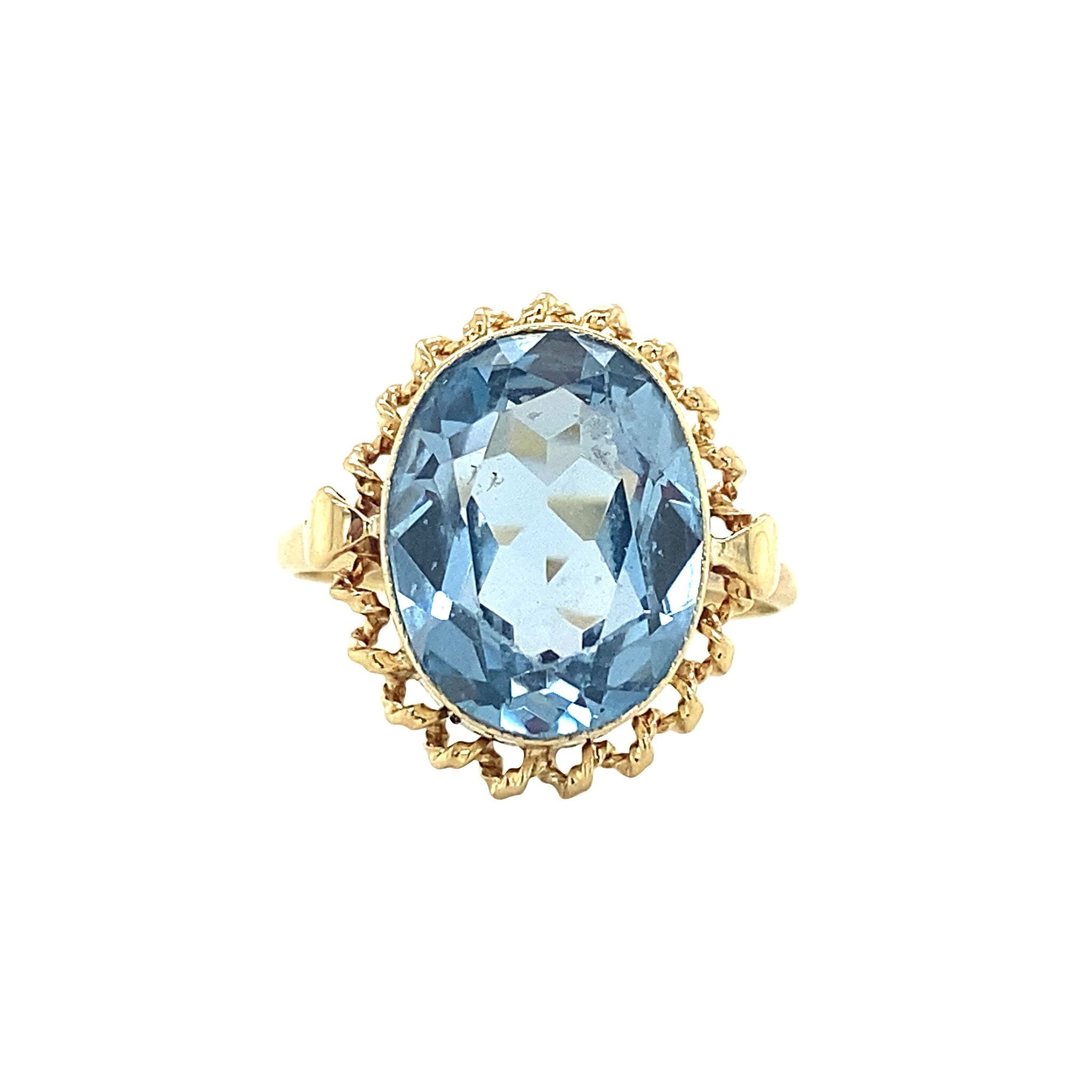 Gold ring with spinel 14 krt