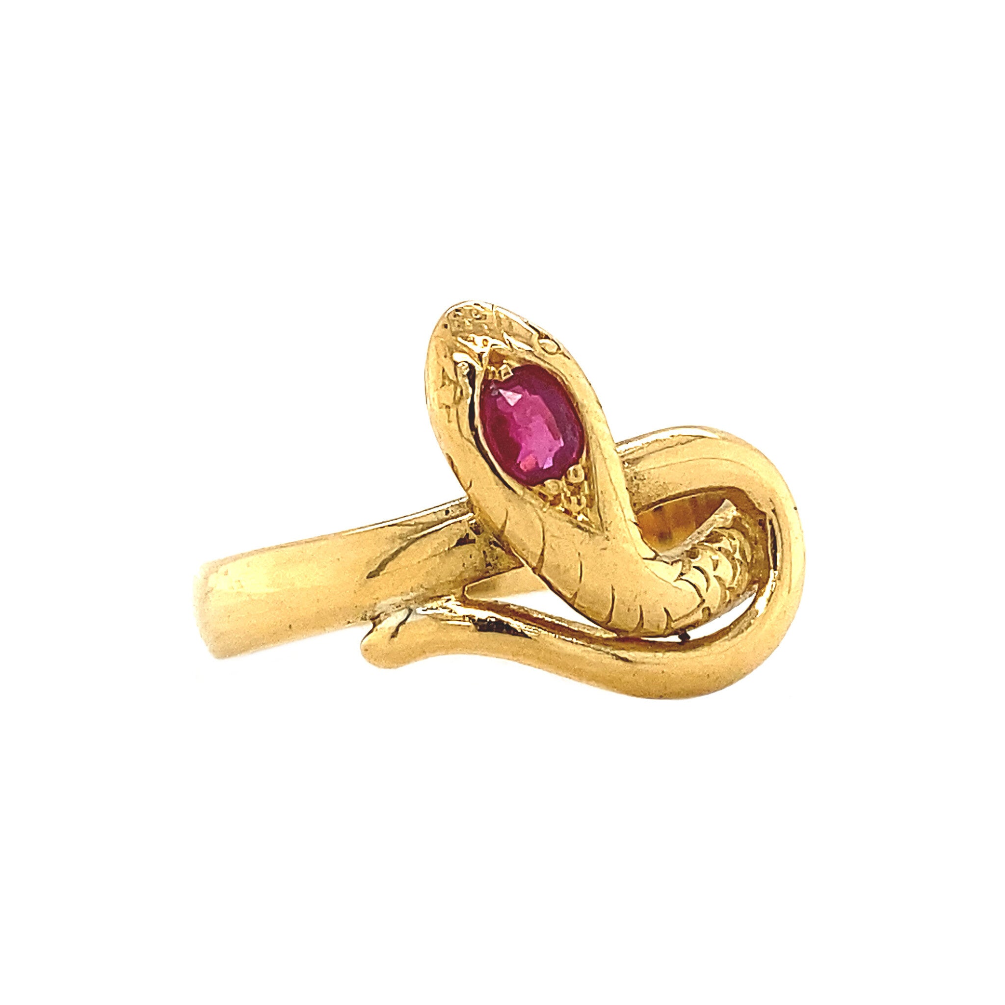 Gold ring with ruby, 20 kt