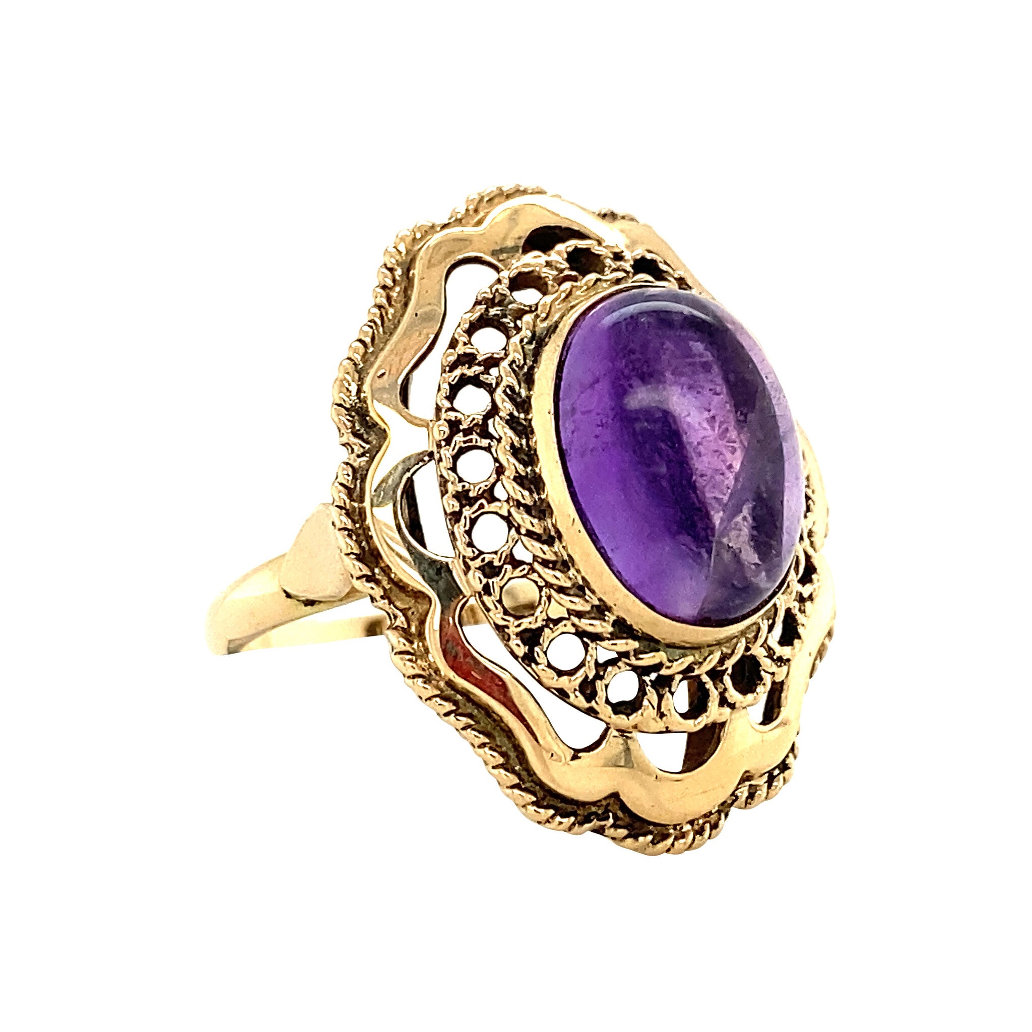 14 kt gold ring with amethyst