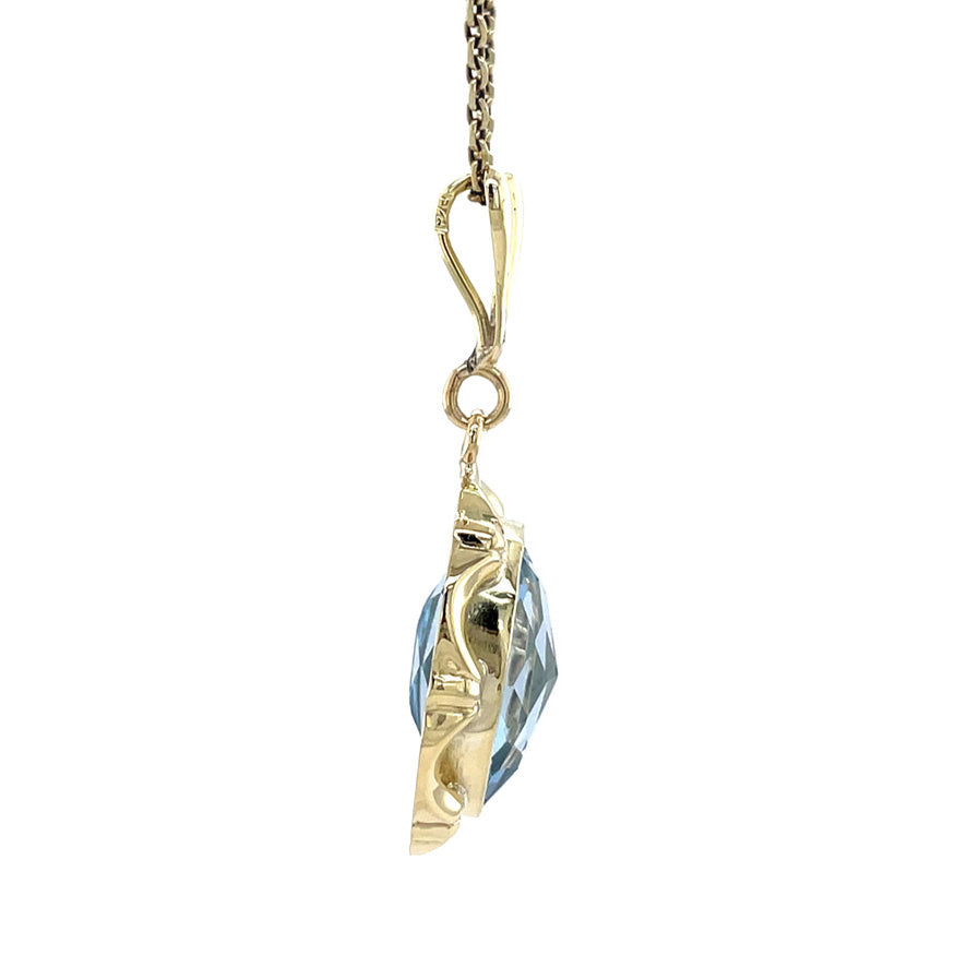 Gold vintage pendant with spinel 14 kt