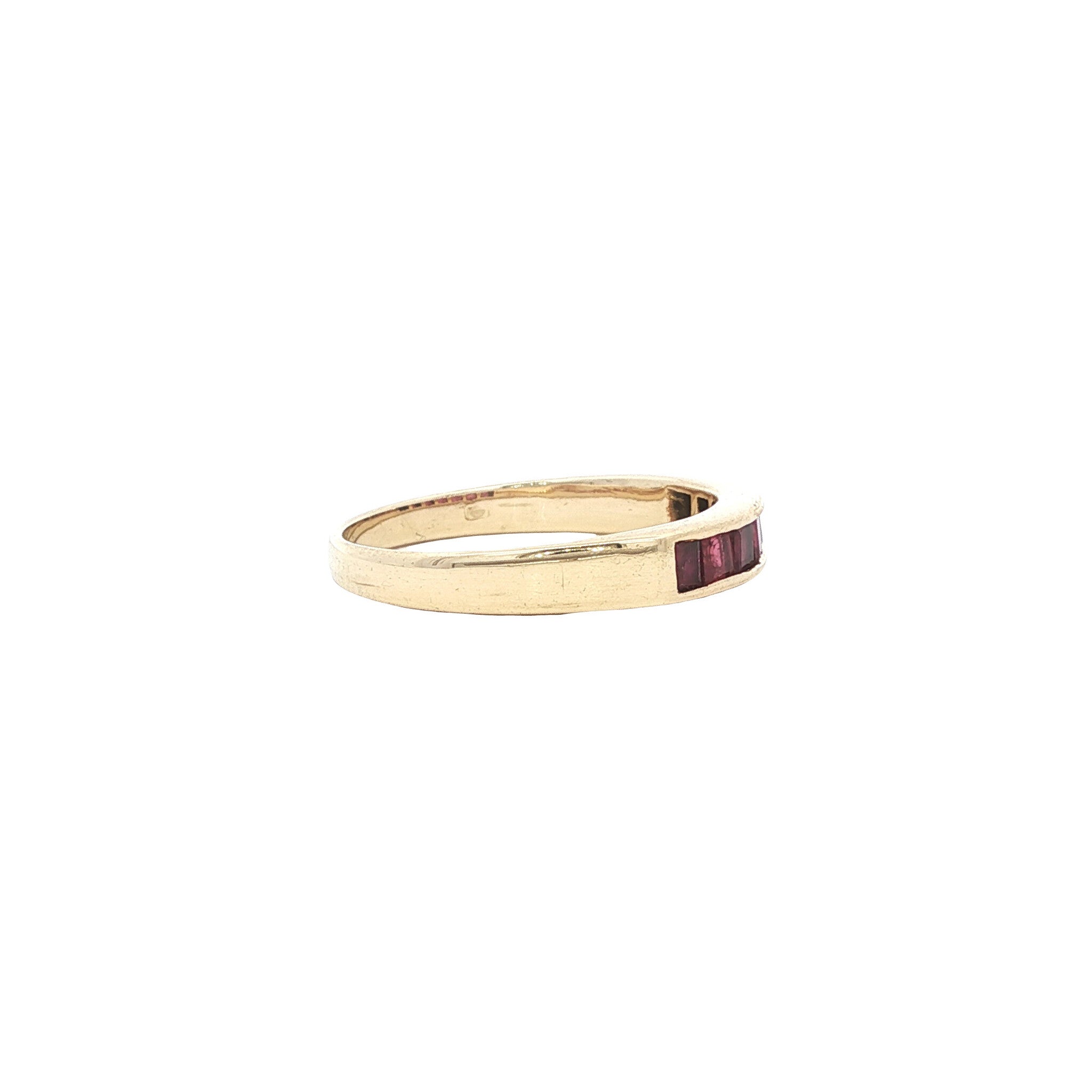 Golden vintage row ring with ruby 14 kt