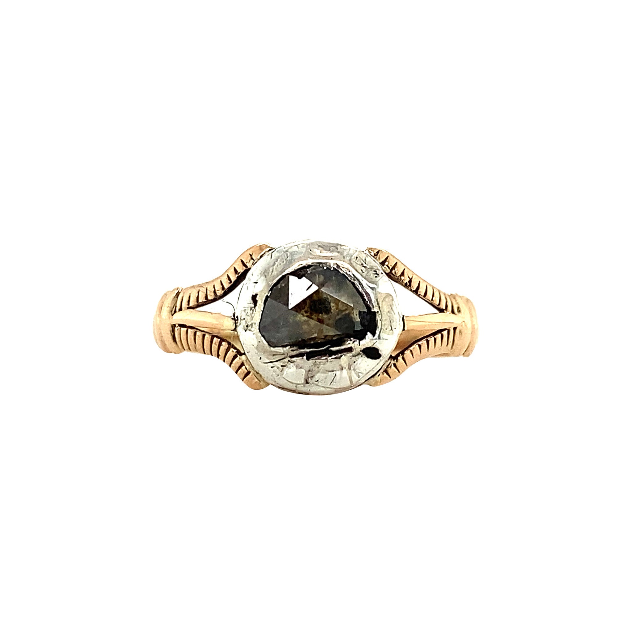 Gold solitaire ring with rose-cut diamond 18 kt/835