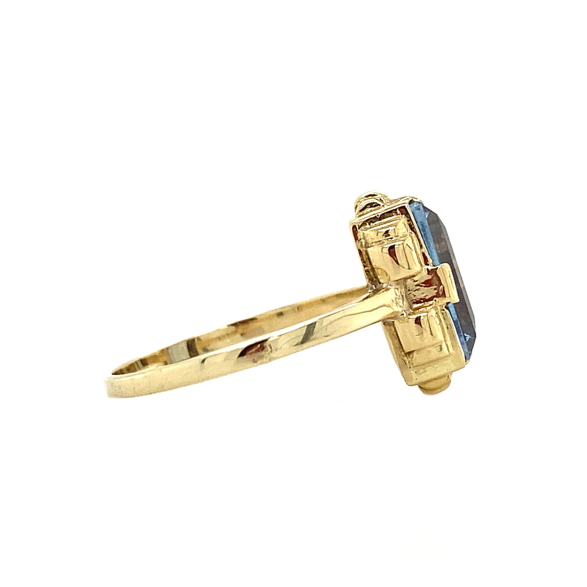 Gouden ring met blauwe spinel 14 krt