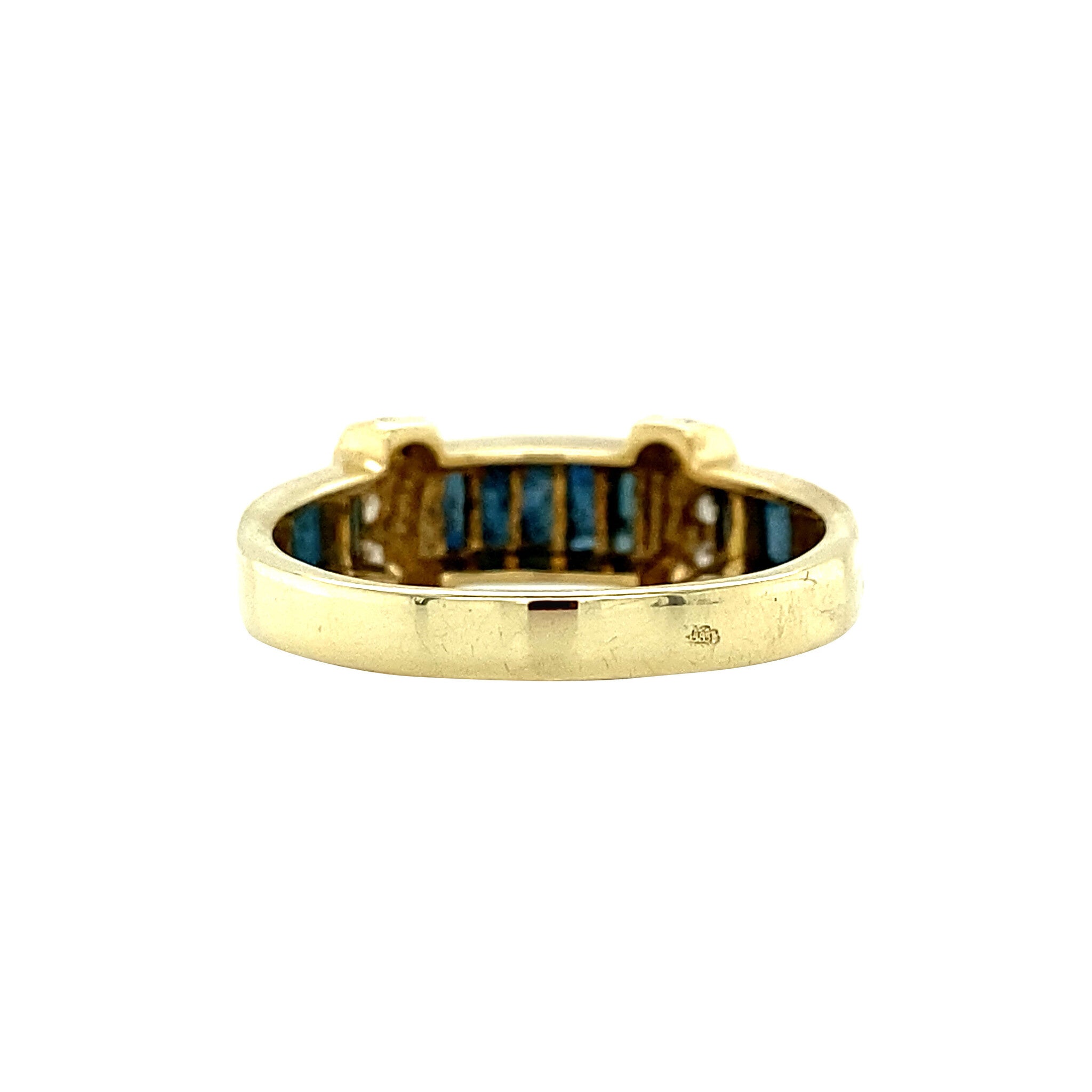 14 kt gold ring with sapphire and diamond