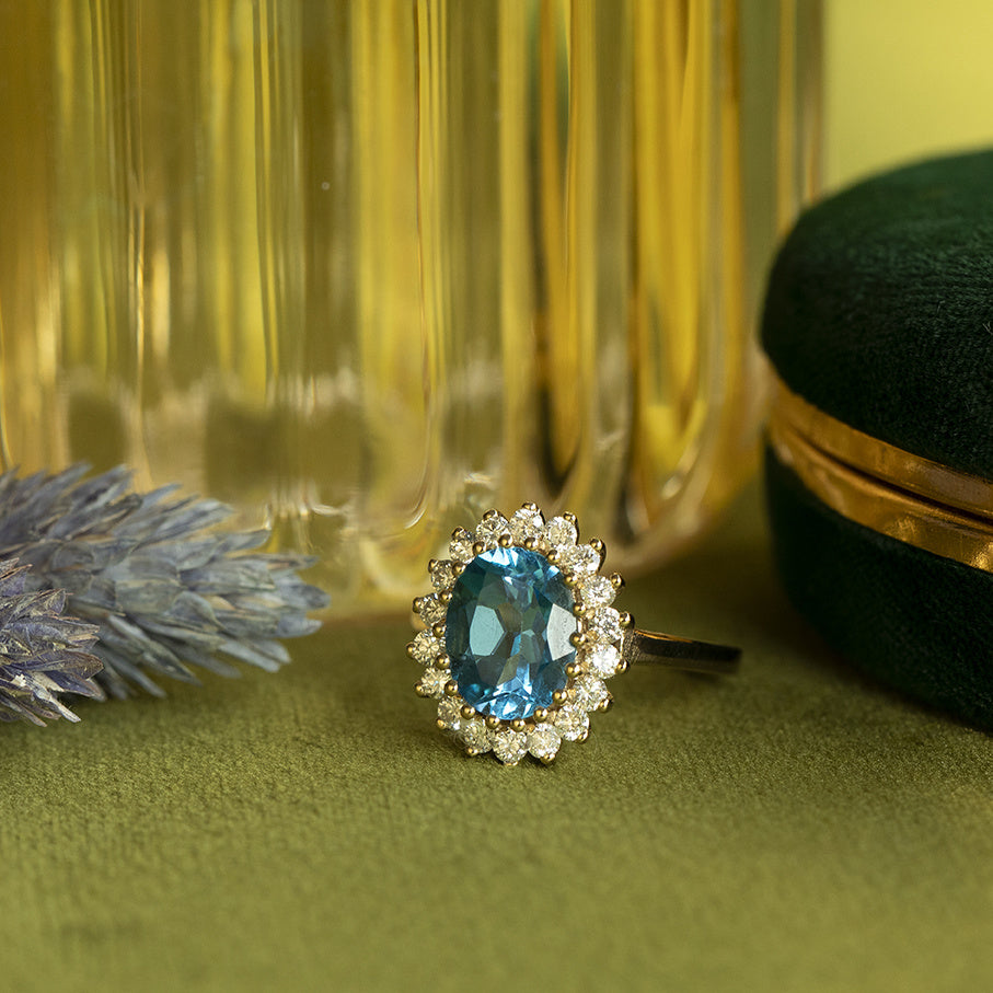 Lady di ring - Poolside party