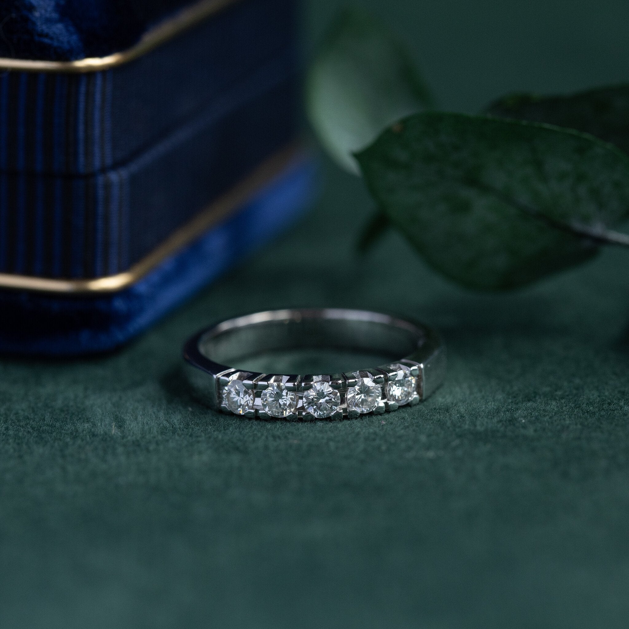 Witgouden memoire ring met diamant 14 krt