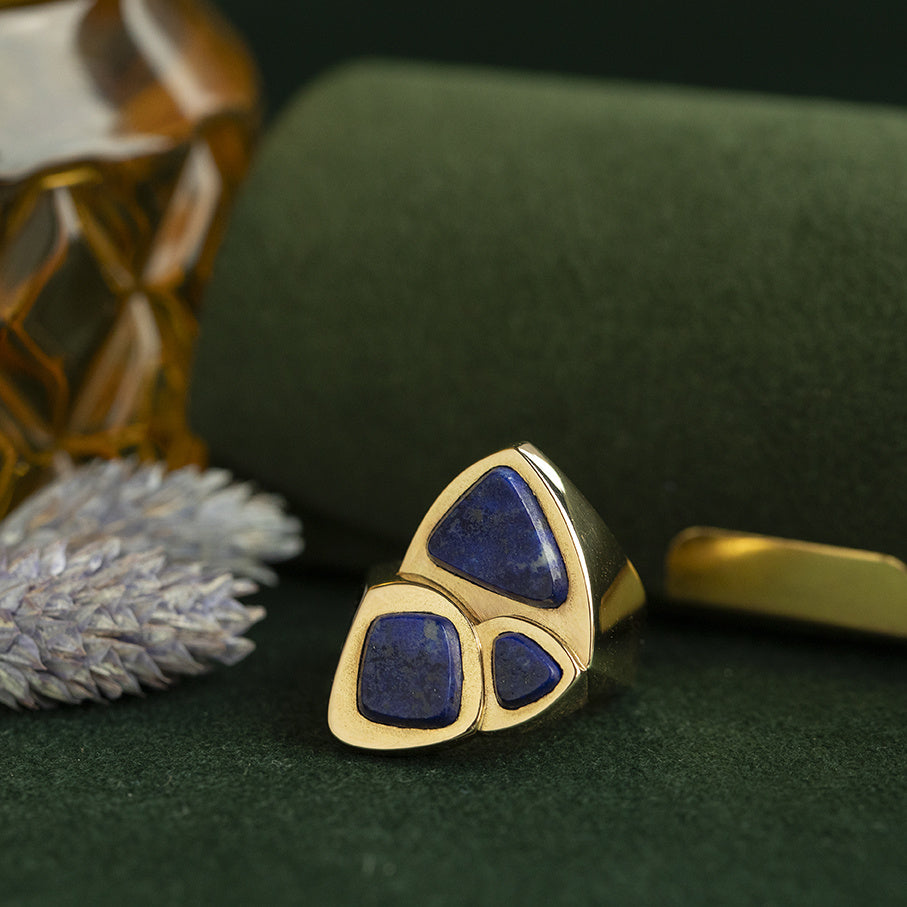 Gouden vintage ring met lapis lazuli 18 kt