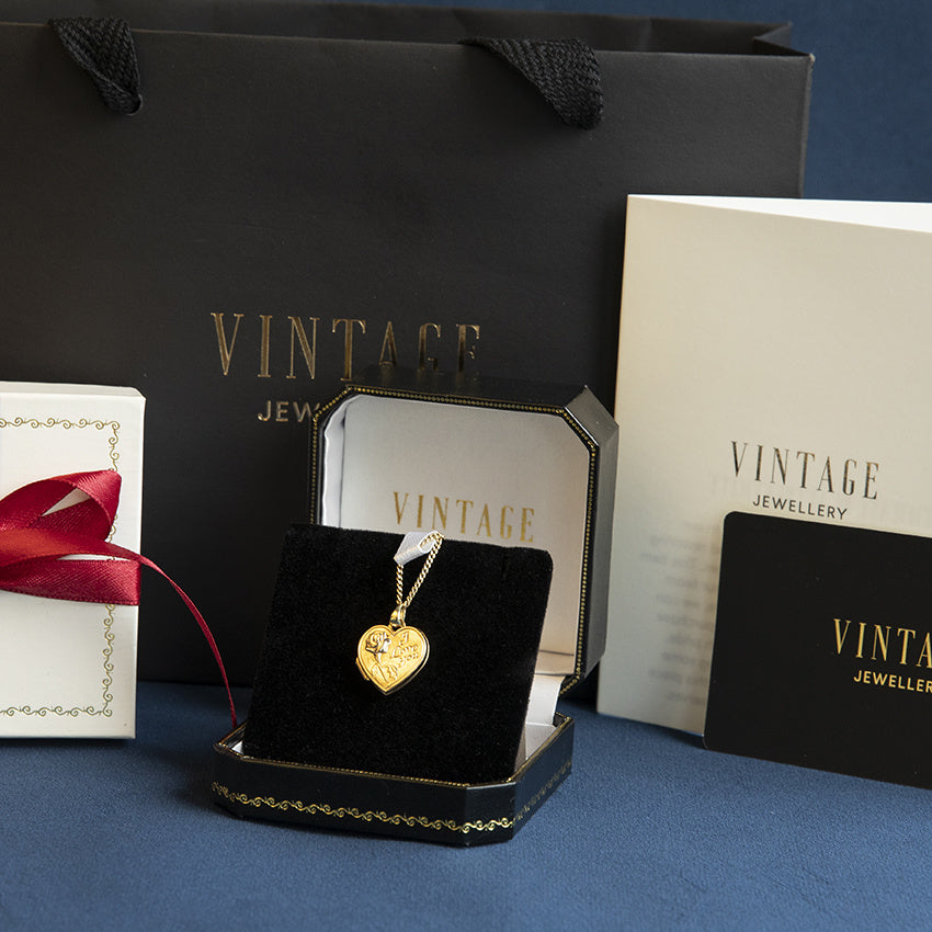 Gouden vintage hart medaillon met gravure 14 krt