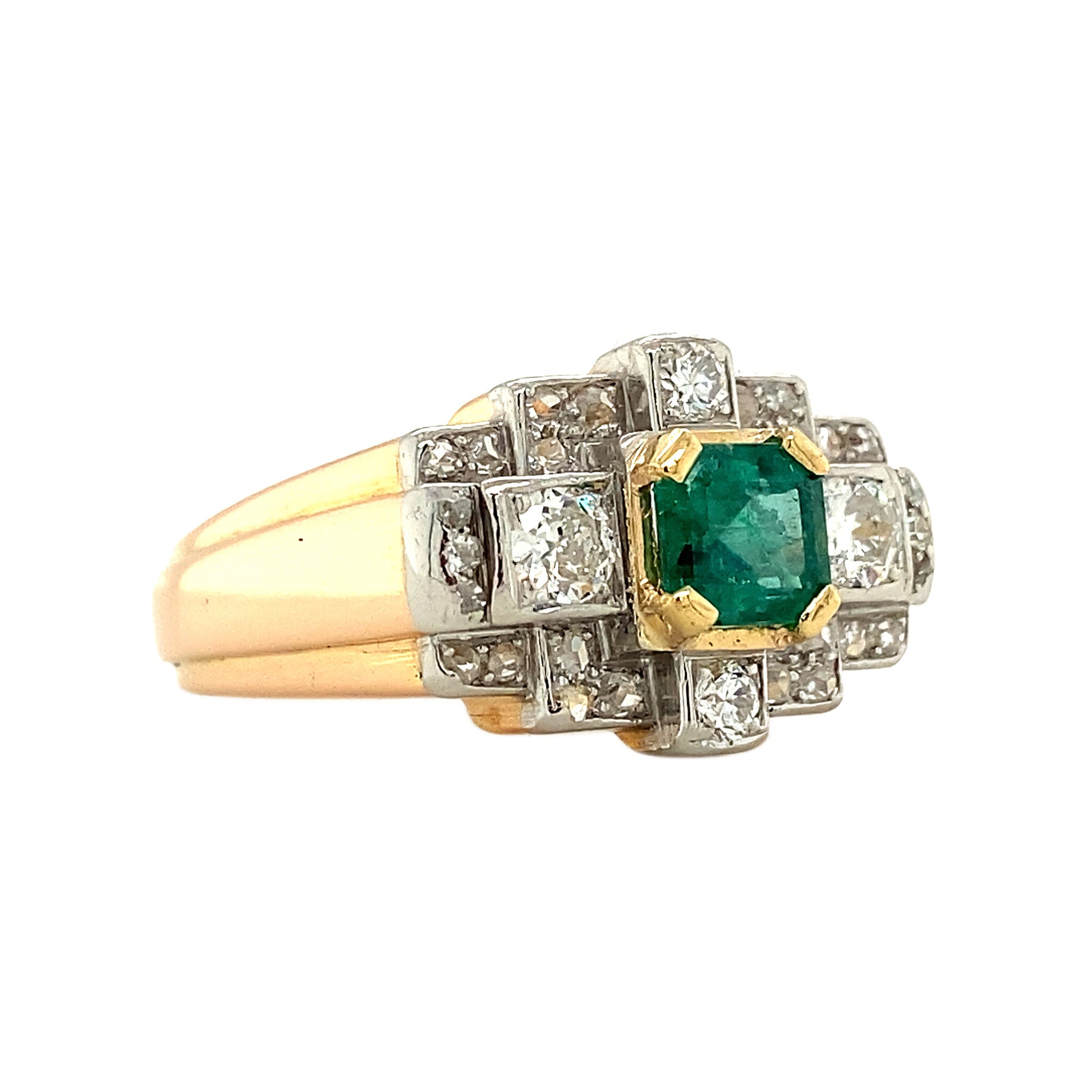 18 kt gold ring with emerald and diamond