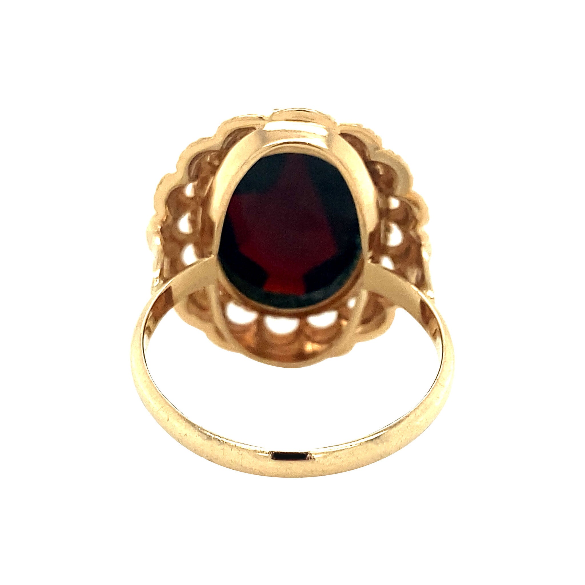 Gold ring with garnet 14 kt