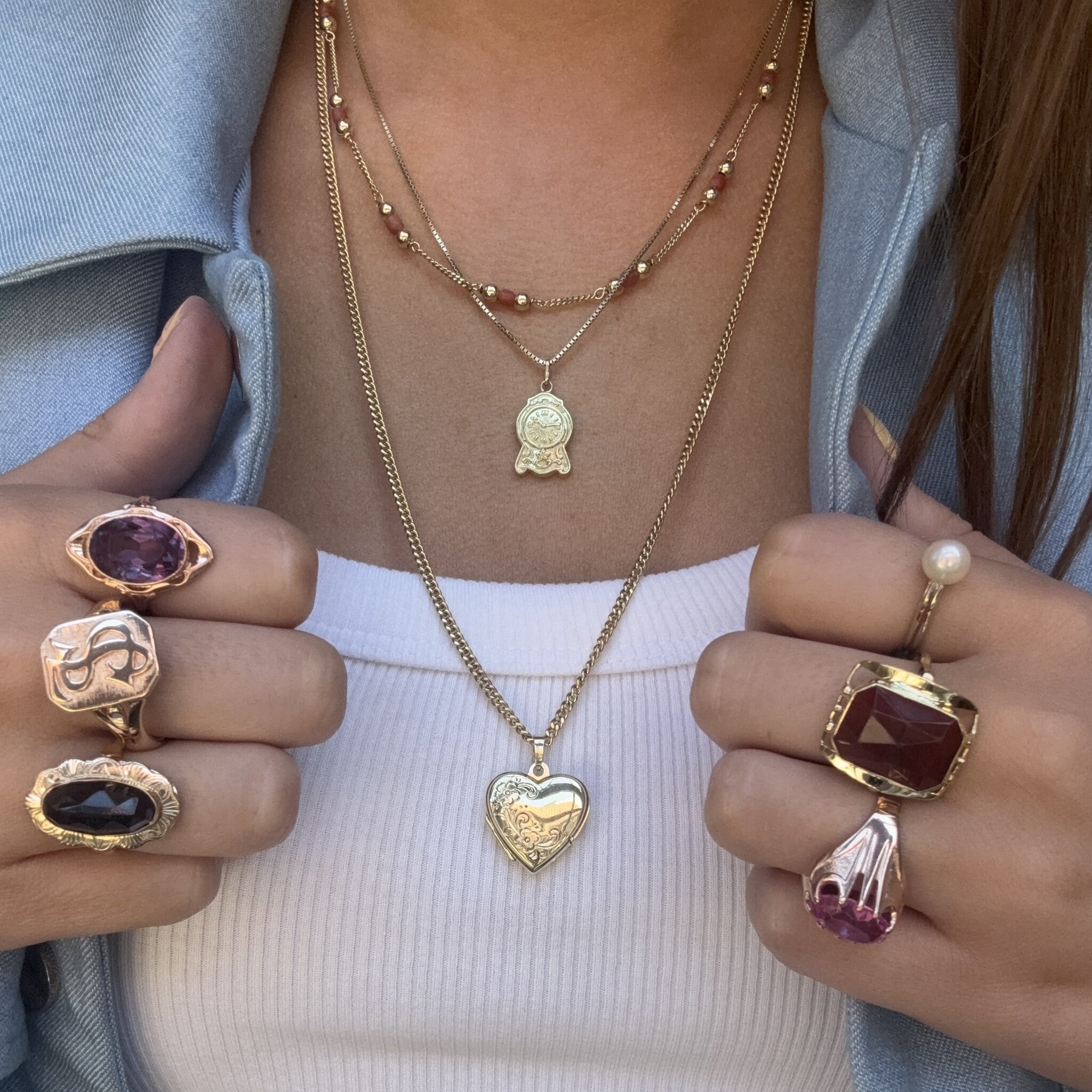 Gouden vintage klok hanger 14 krt