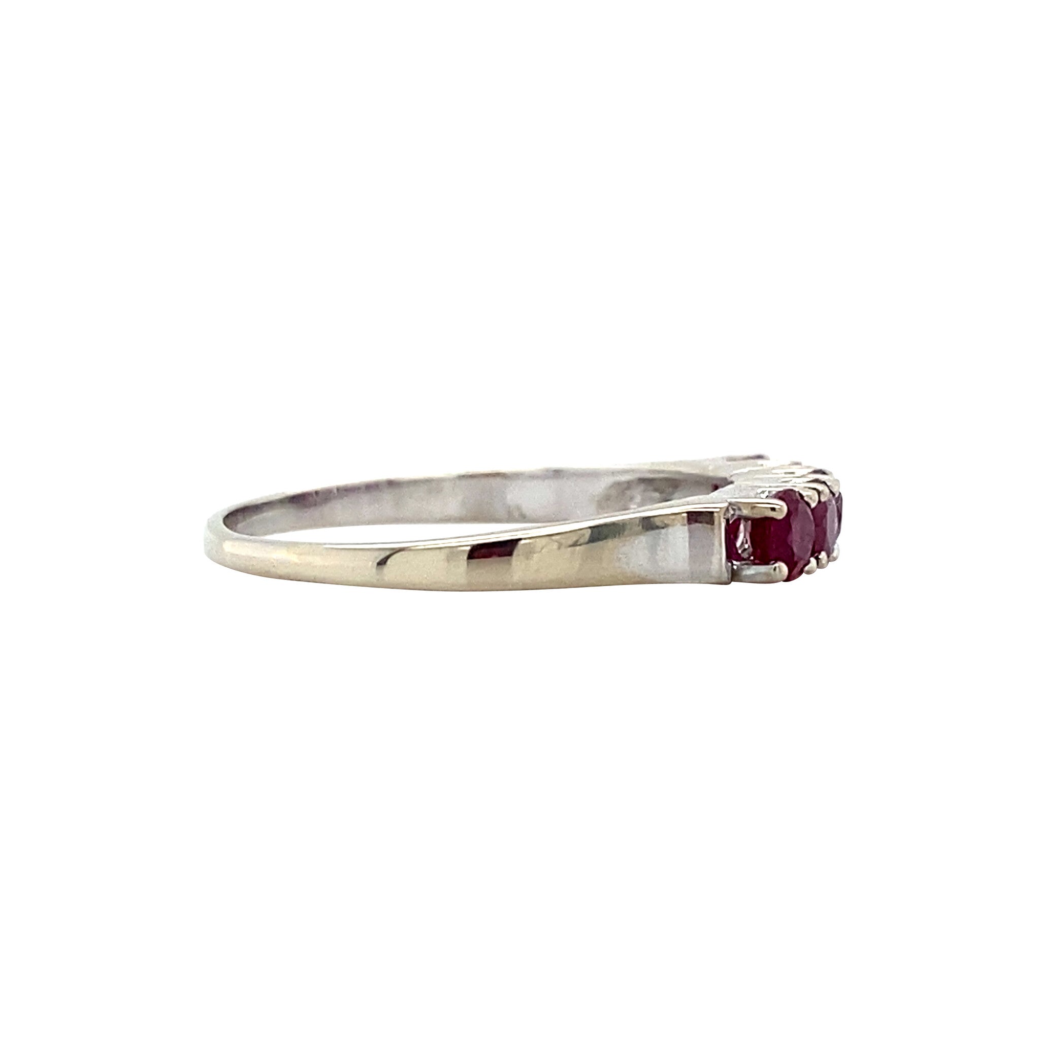 14 kt vintage white gold row ring with ruby