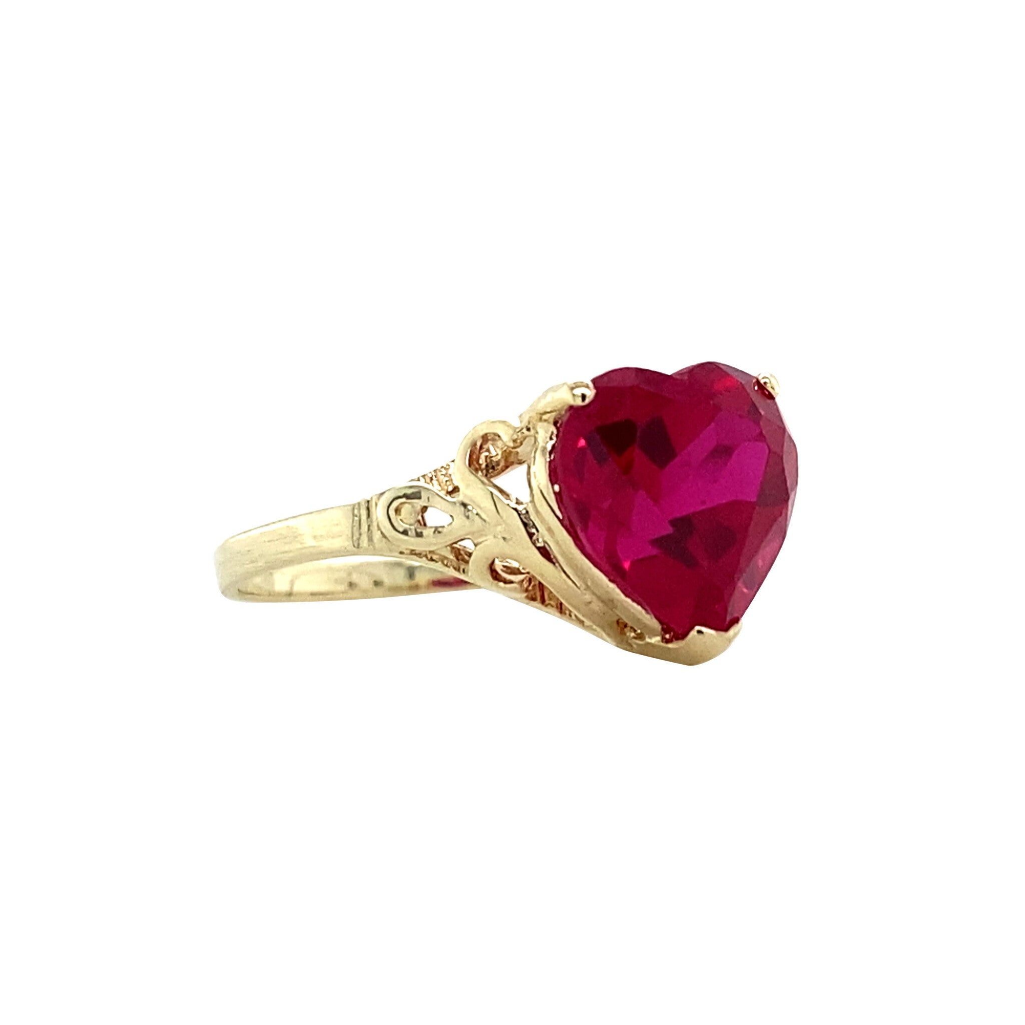 Vintage heart-shaped ring with ruby, 10 kt