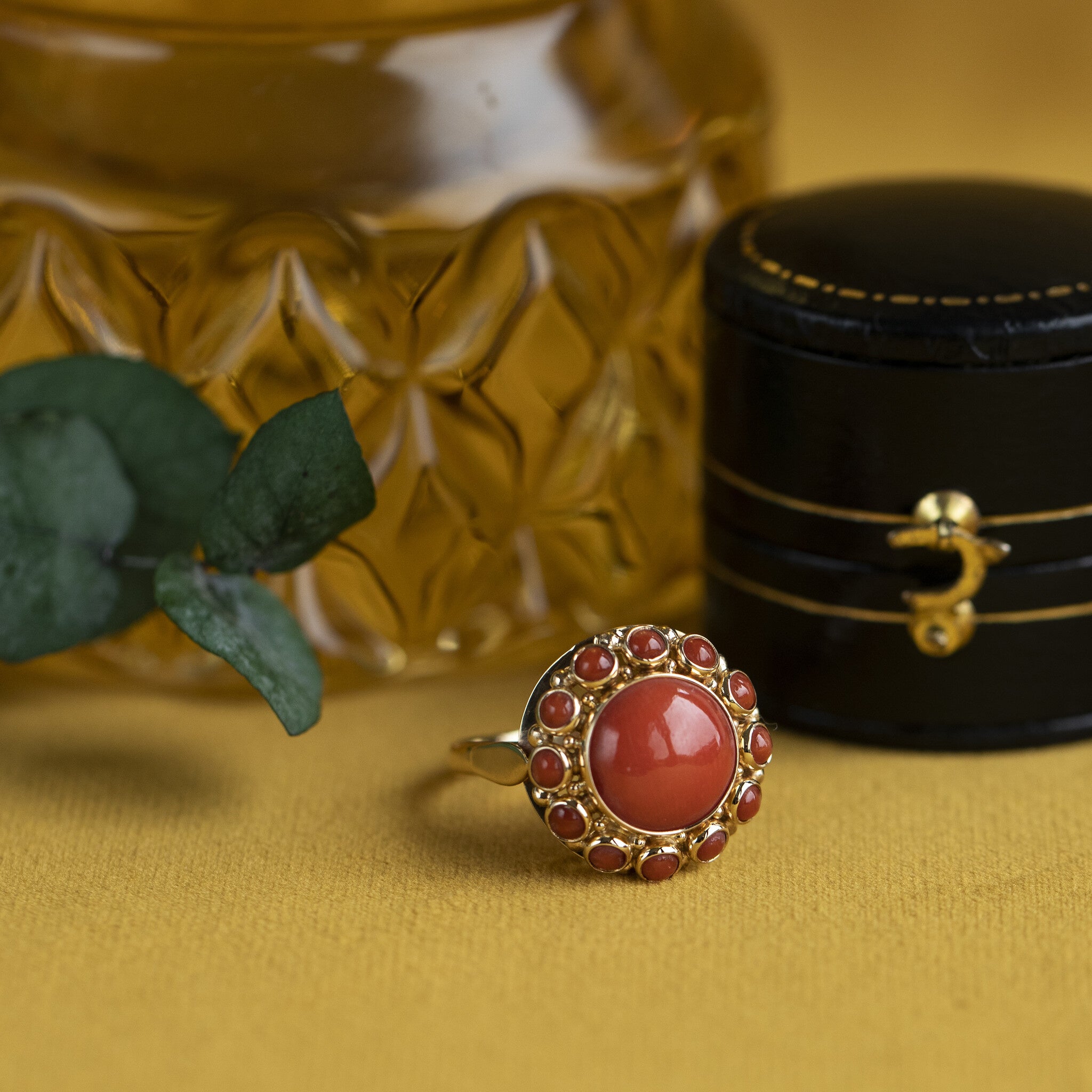 14 kt gold halo ring with red coral