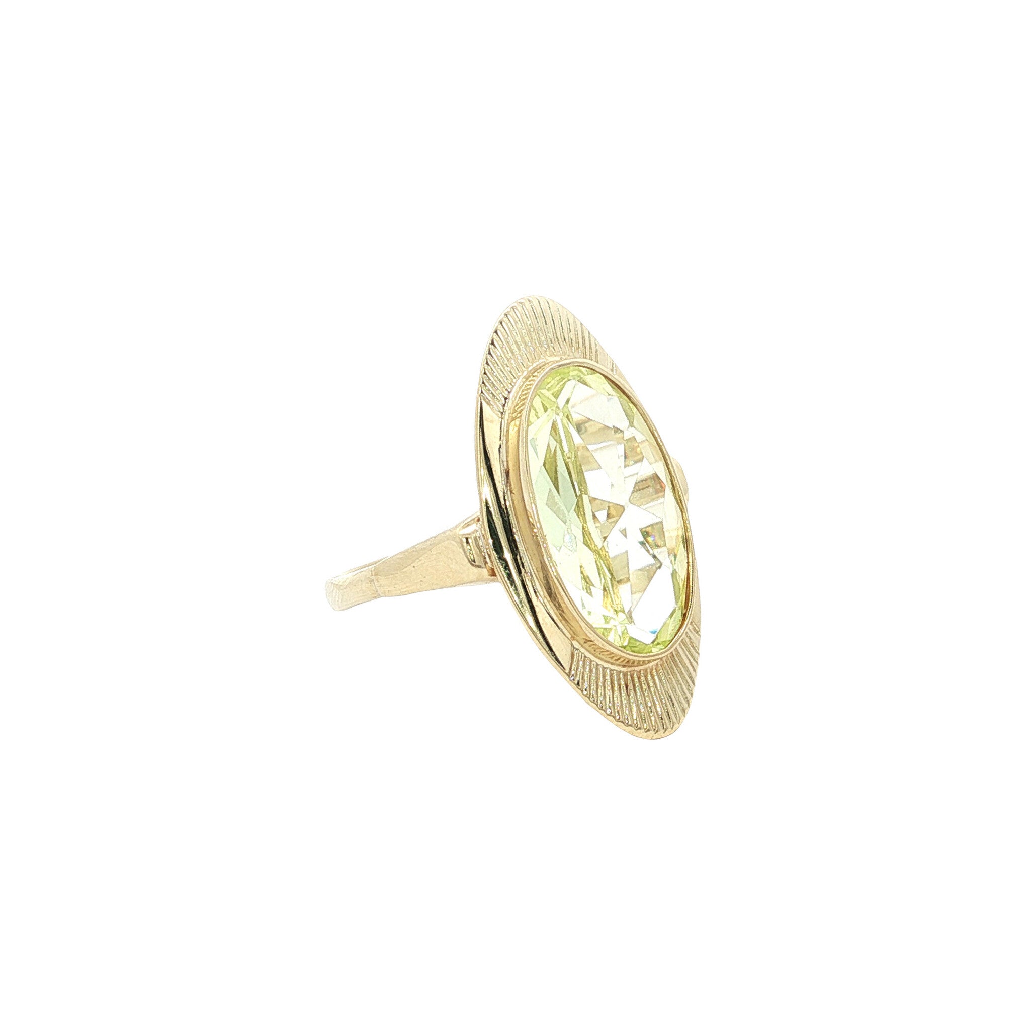 Gouden vintage ring met spinel 14 kt