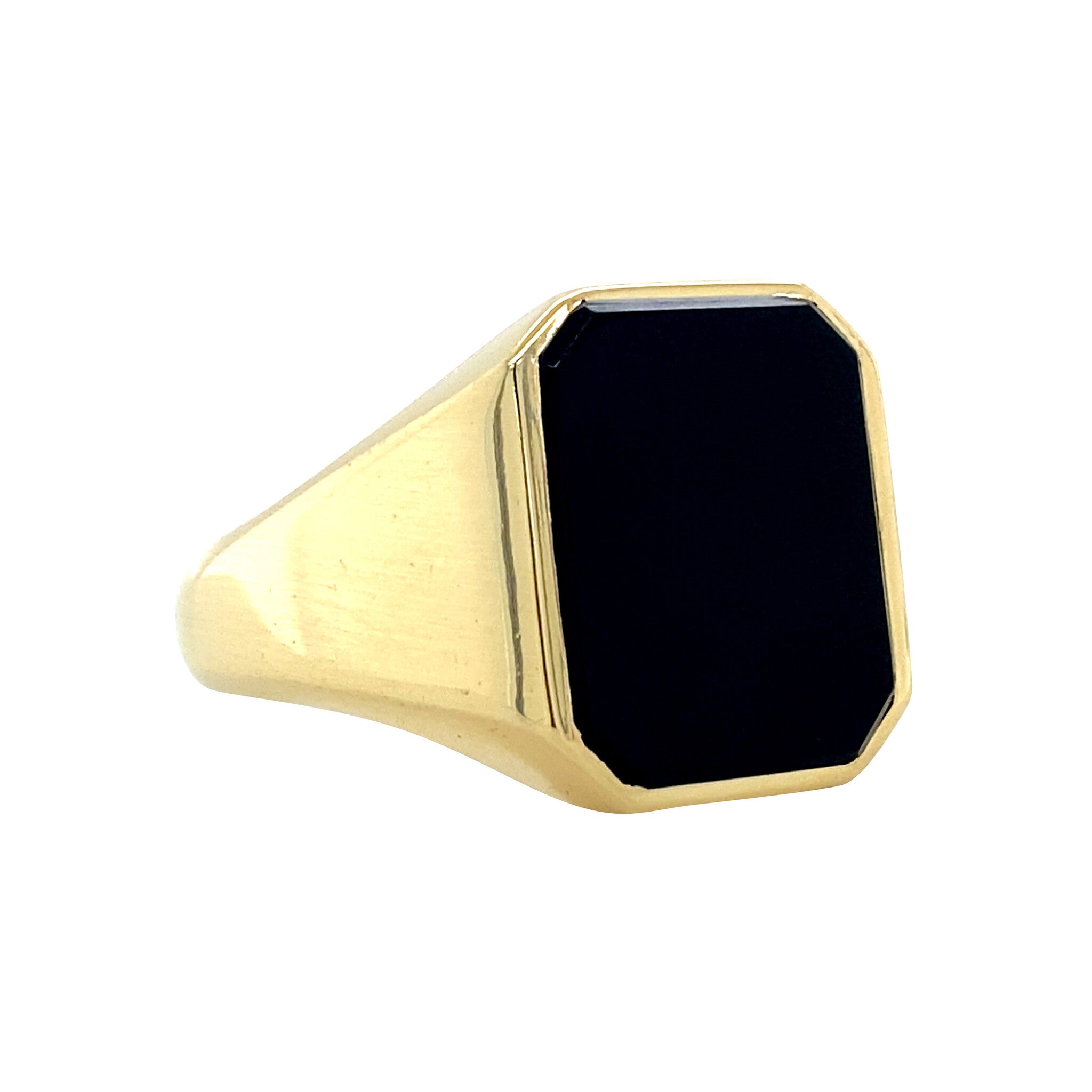 Gold vintage signet ring with onyx 14 kt