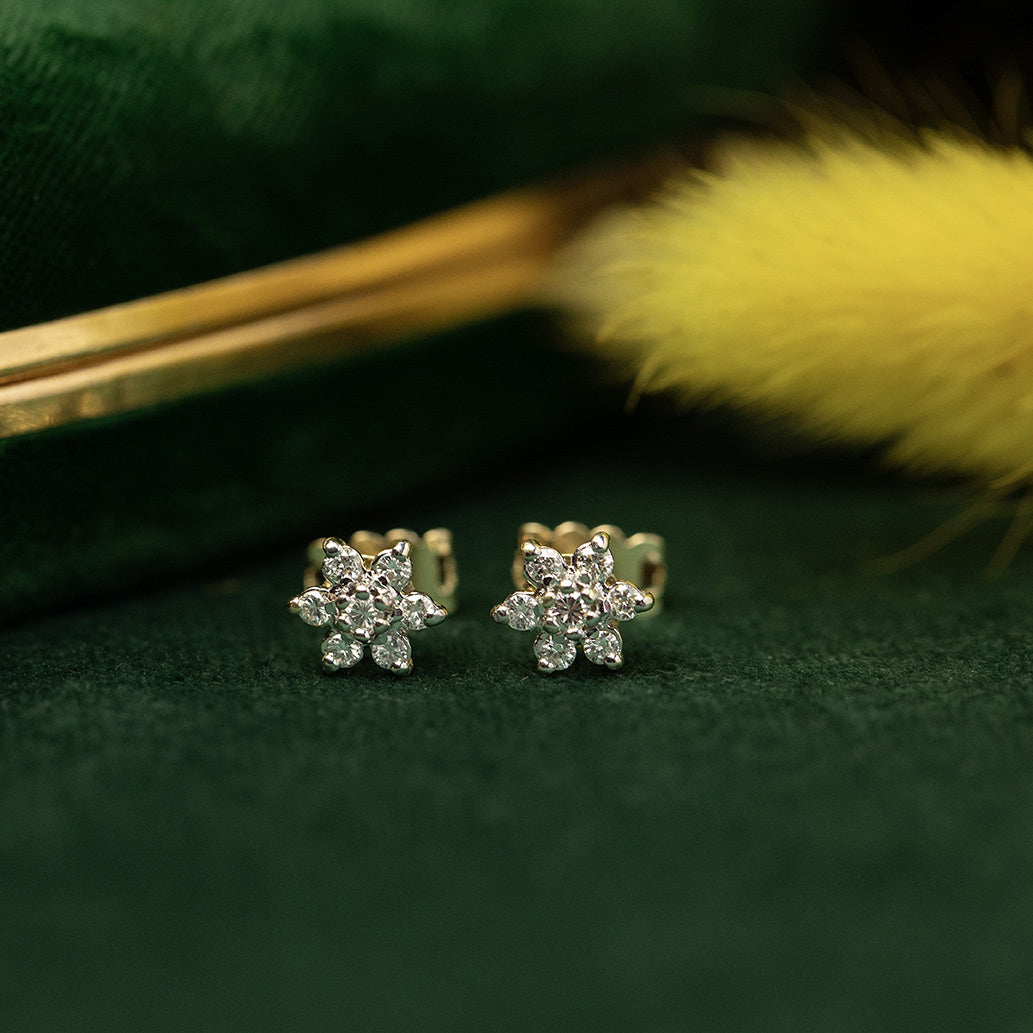 Golden entourage stud earrings with diamond 14 ct