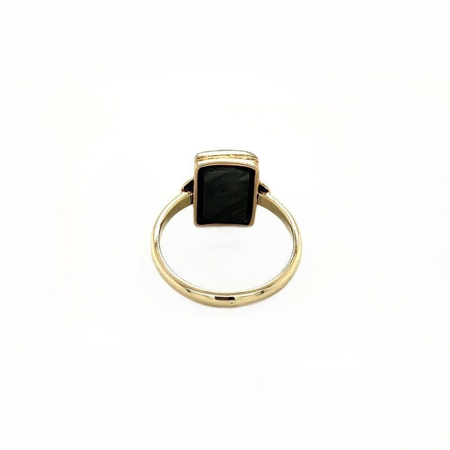 Gouden ring met hematiet 12 krt
