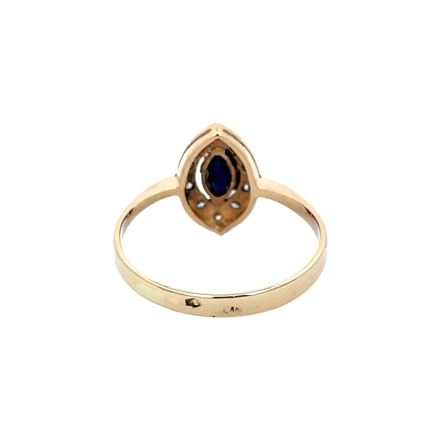 Gold vintage entourage ring with sapphire and zirconia 14 kt