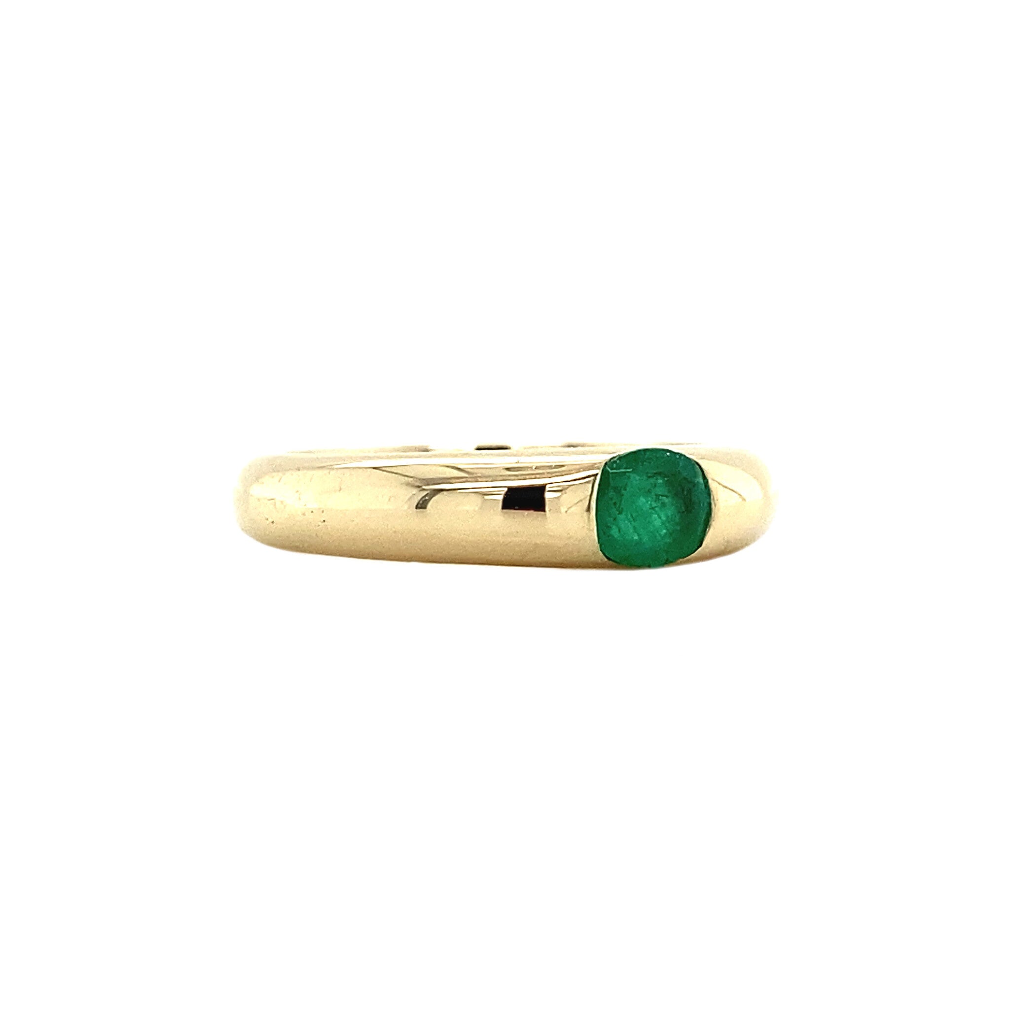 14 kt gold ring with emerald