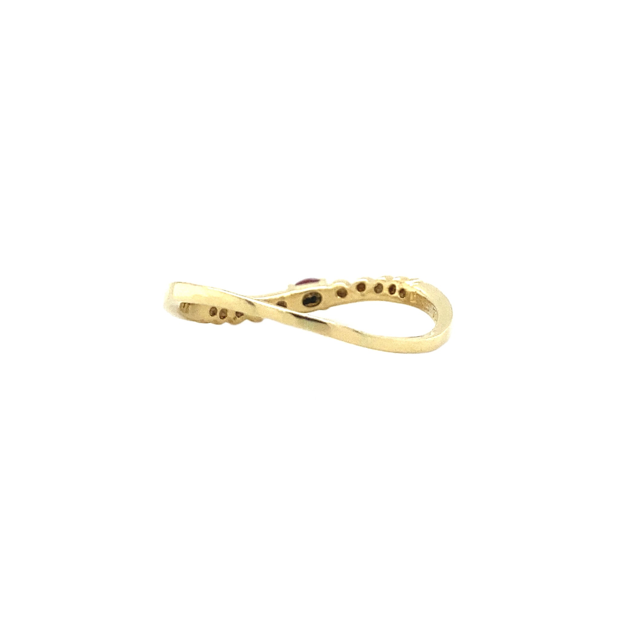 18 kt gold slagring with ruby and diamond