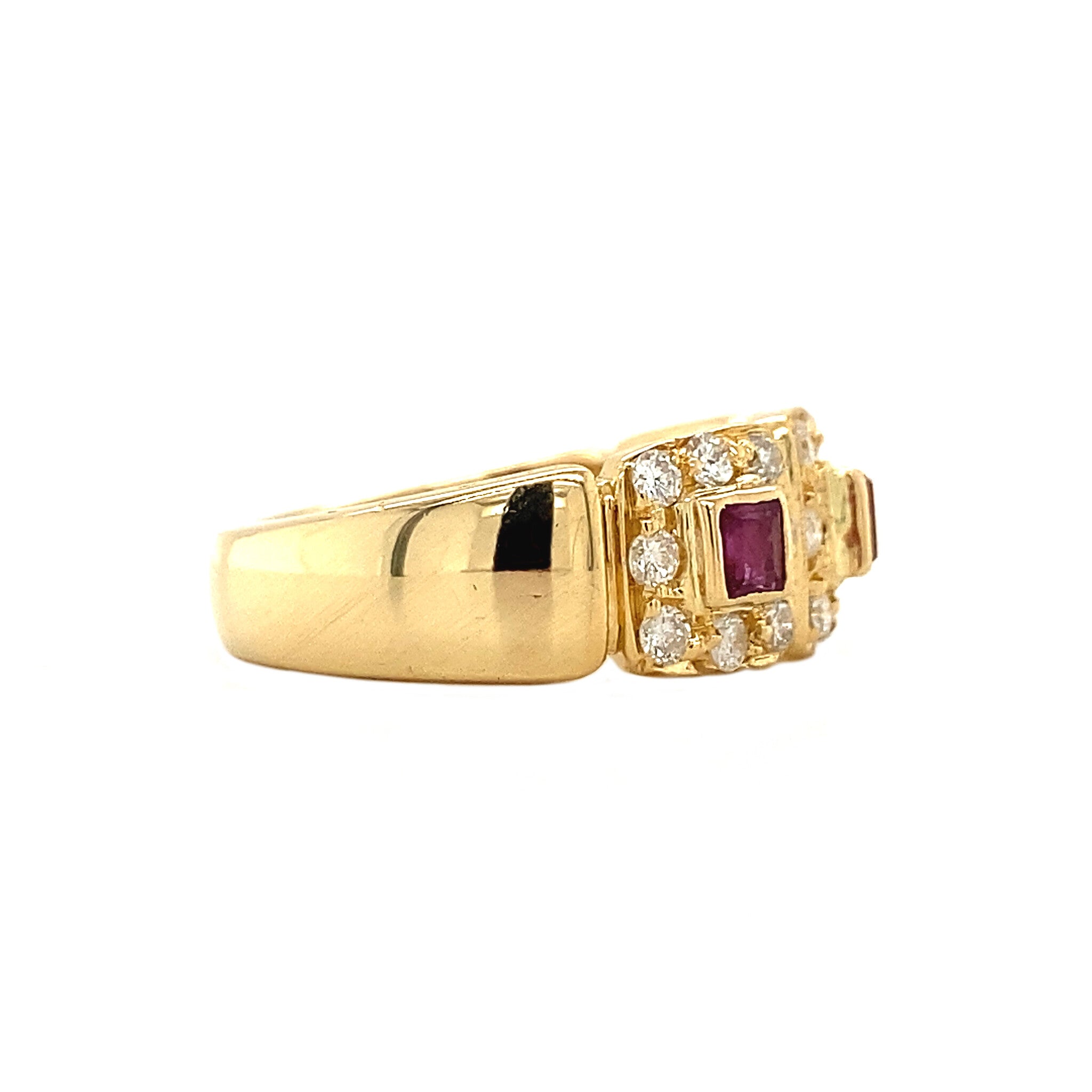 18 kt gold ring with ruby and diamond