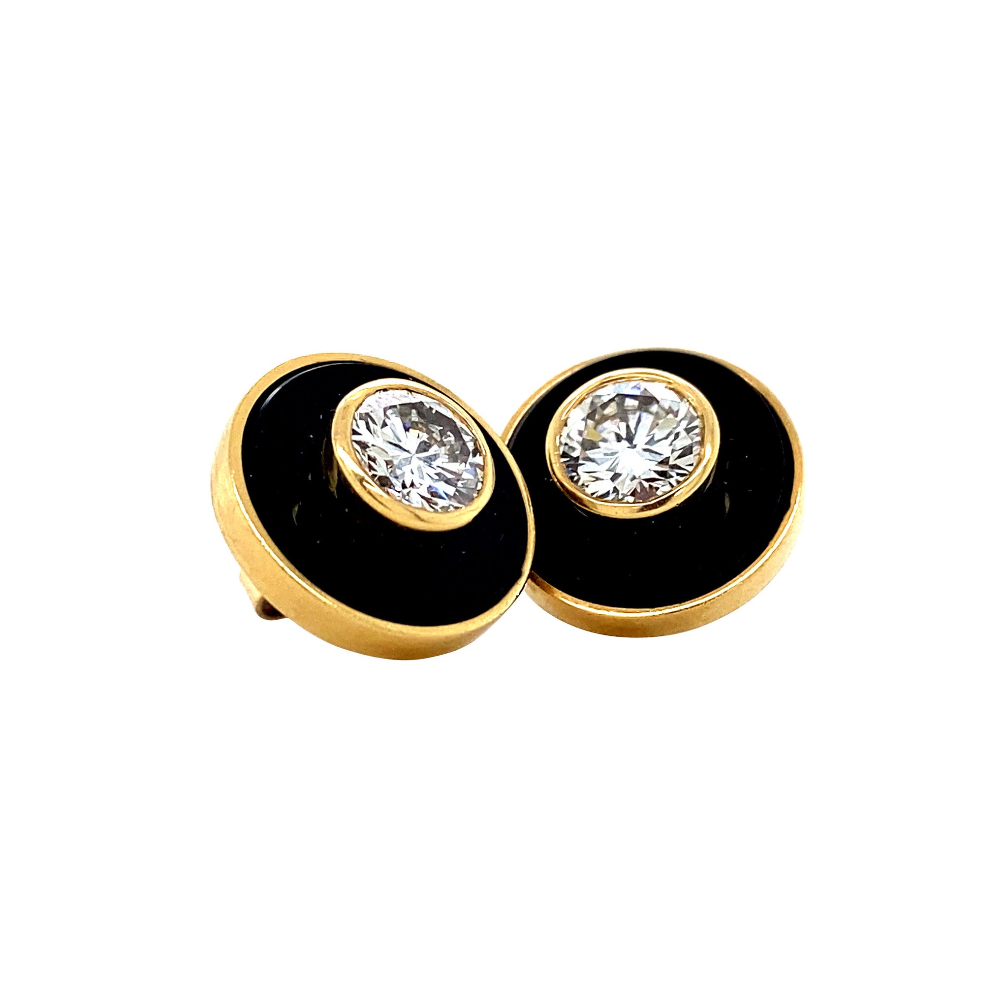 Vintage 18 kt gold stud earrings with onyx and diamond